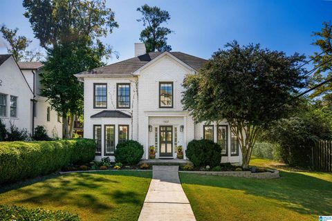 1307 ROSELAND DRIVE HOMEWOOD AL 35209