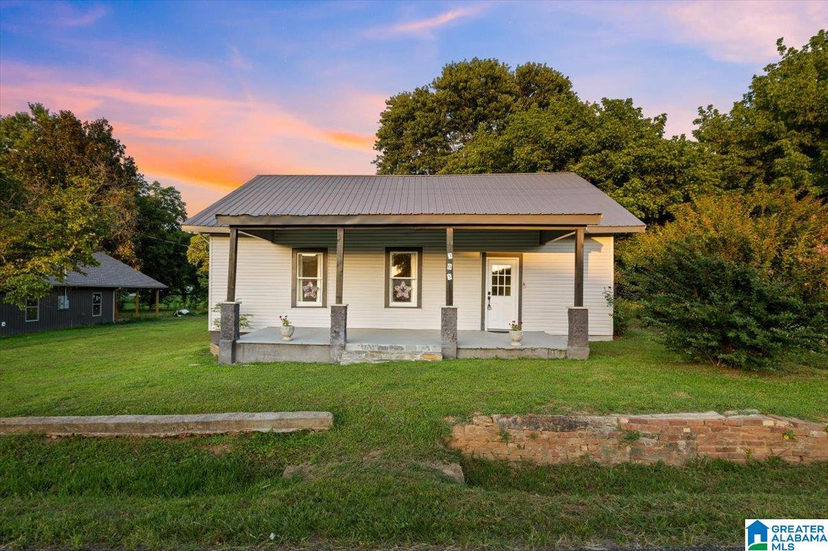 Photo 1 of 26 — 305 COLLEGE STREET, BLOUNTSVILLE, AL 35031