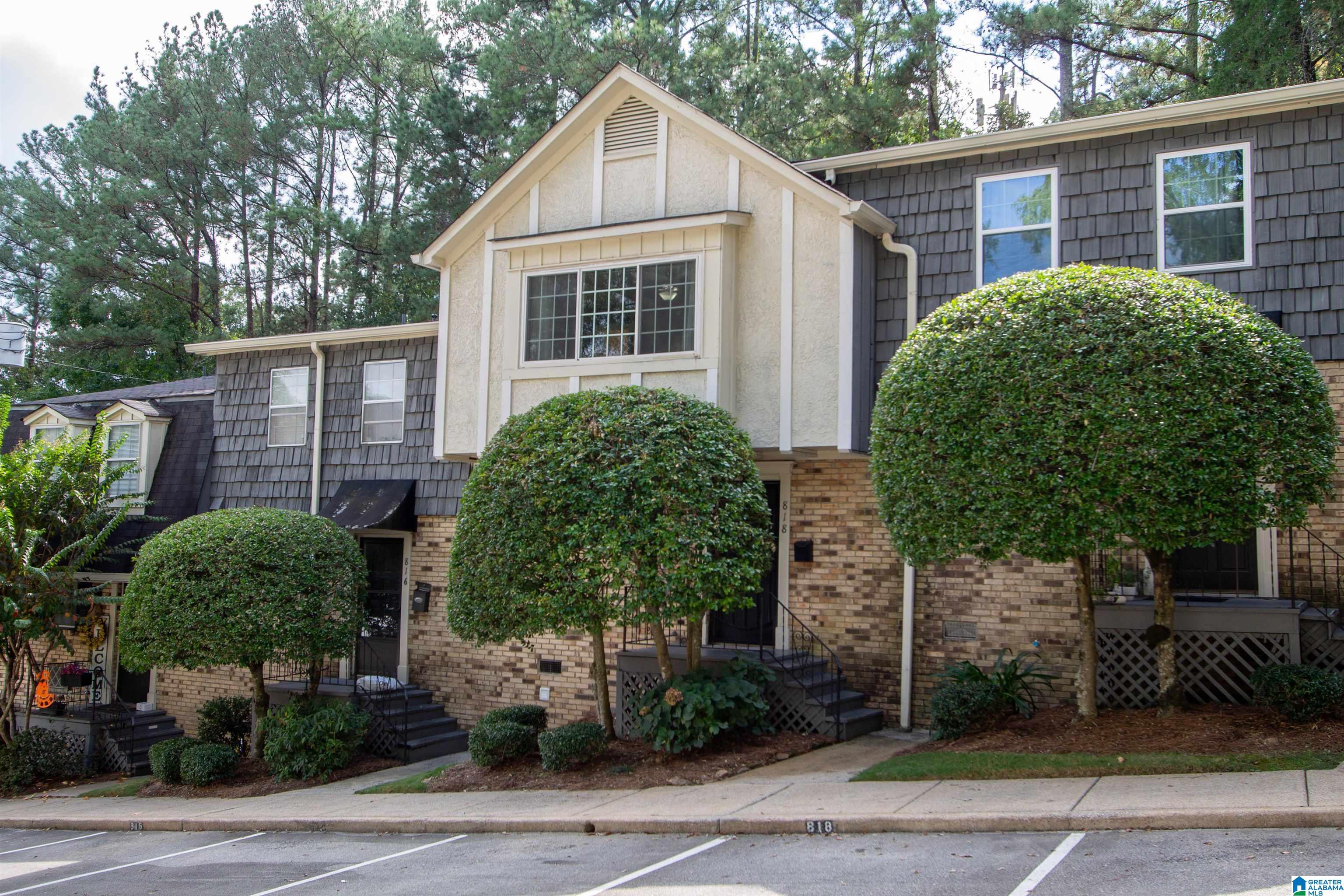 818 VESTAVIA VILLA COURT 818