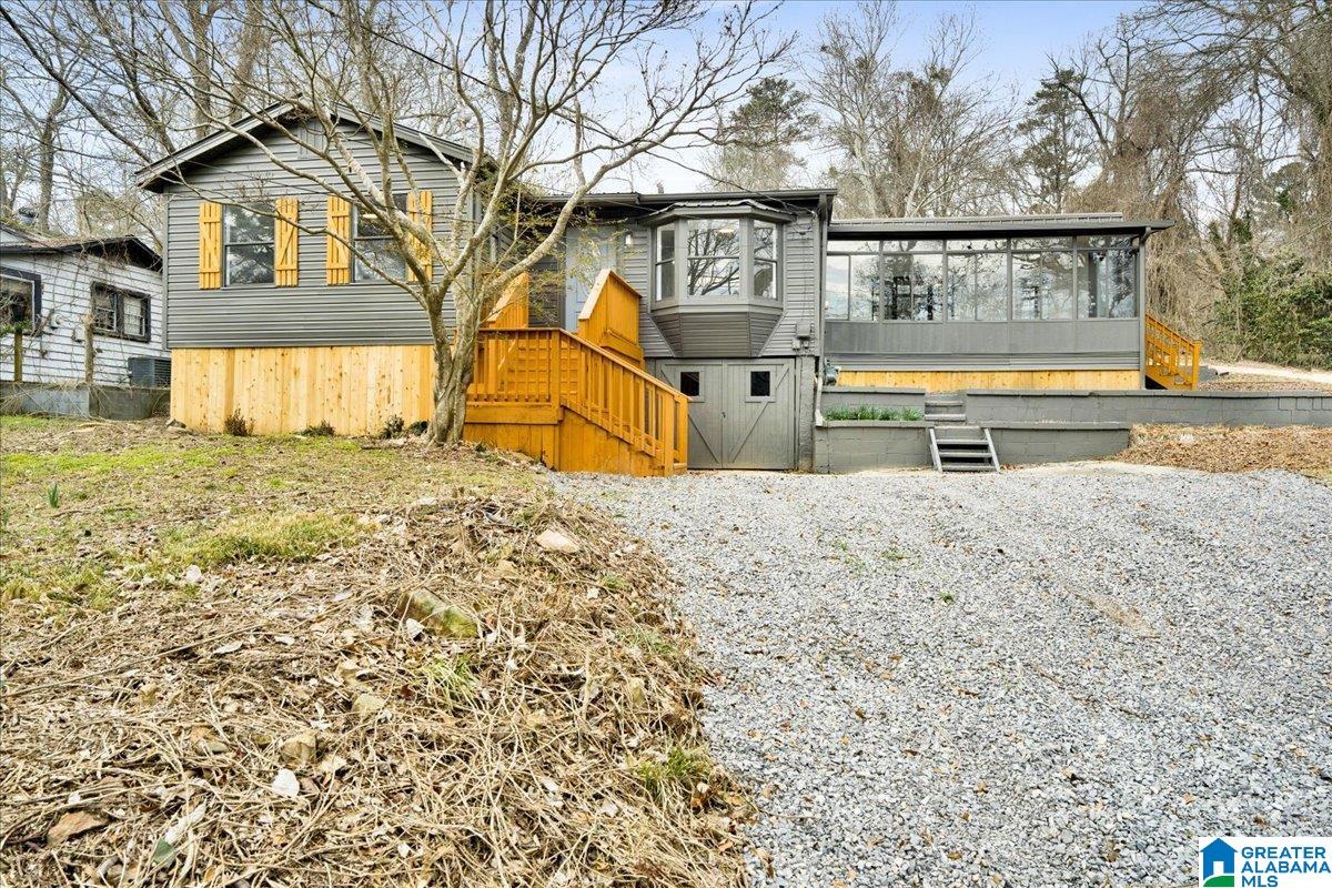 Photo 1 of 47 — 2962 QUEENSTOWN ROAD, TRUSSVILLE, AL 35173