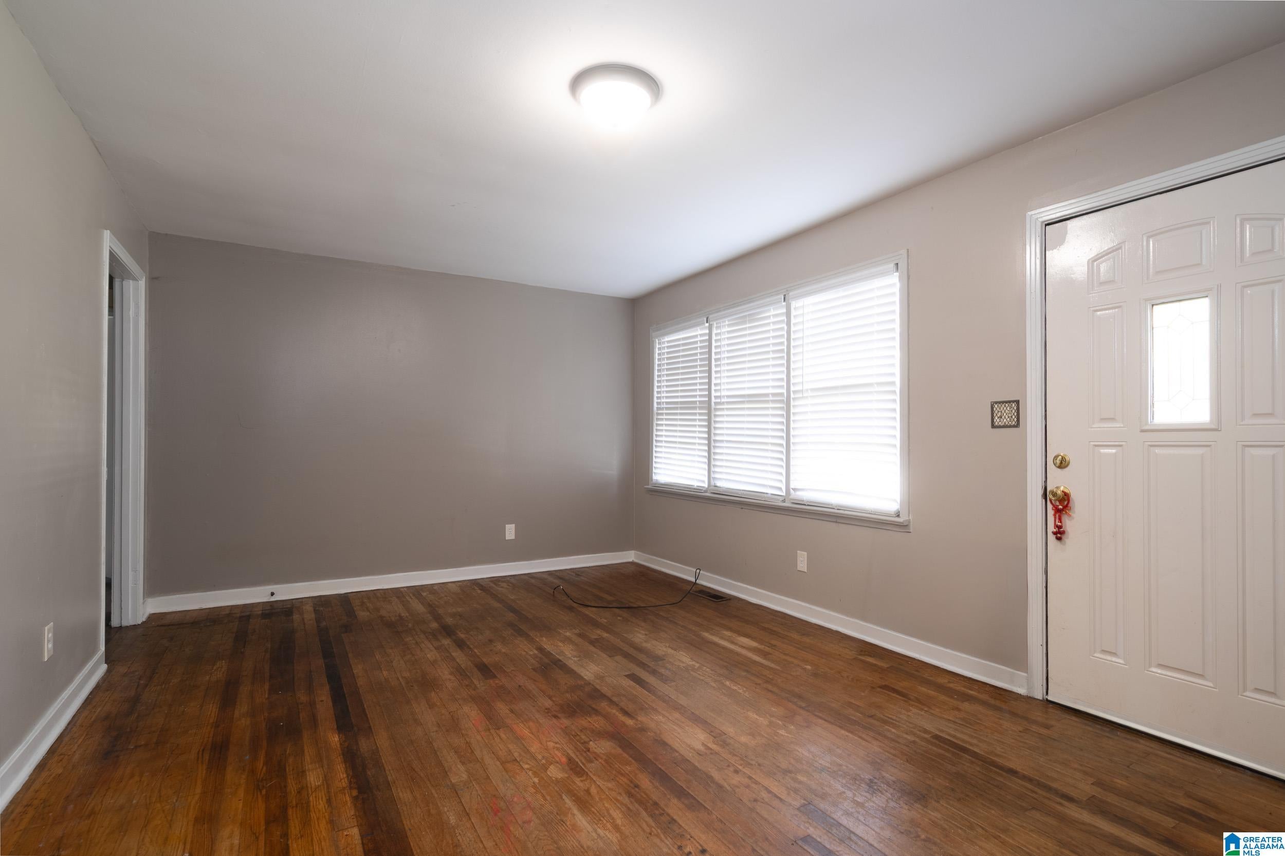 5717 NORTH 33RD STREET