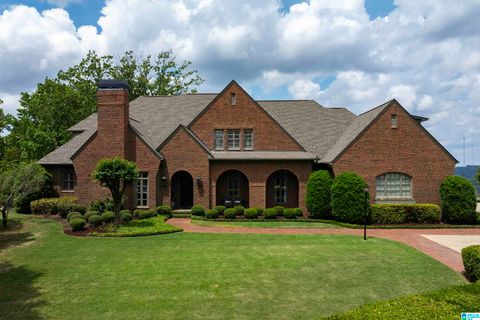 2024 VESTAVIA DRIVE VESTAVIA HILLS AL 35216