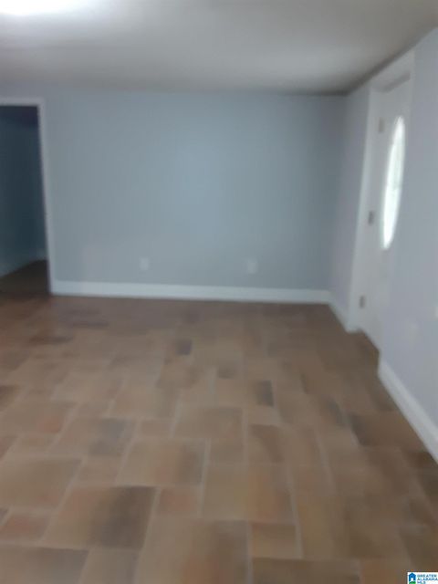 617 8TH AVENUE MIDFIELD AL 35228