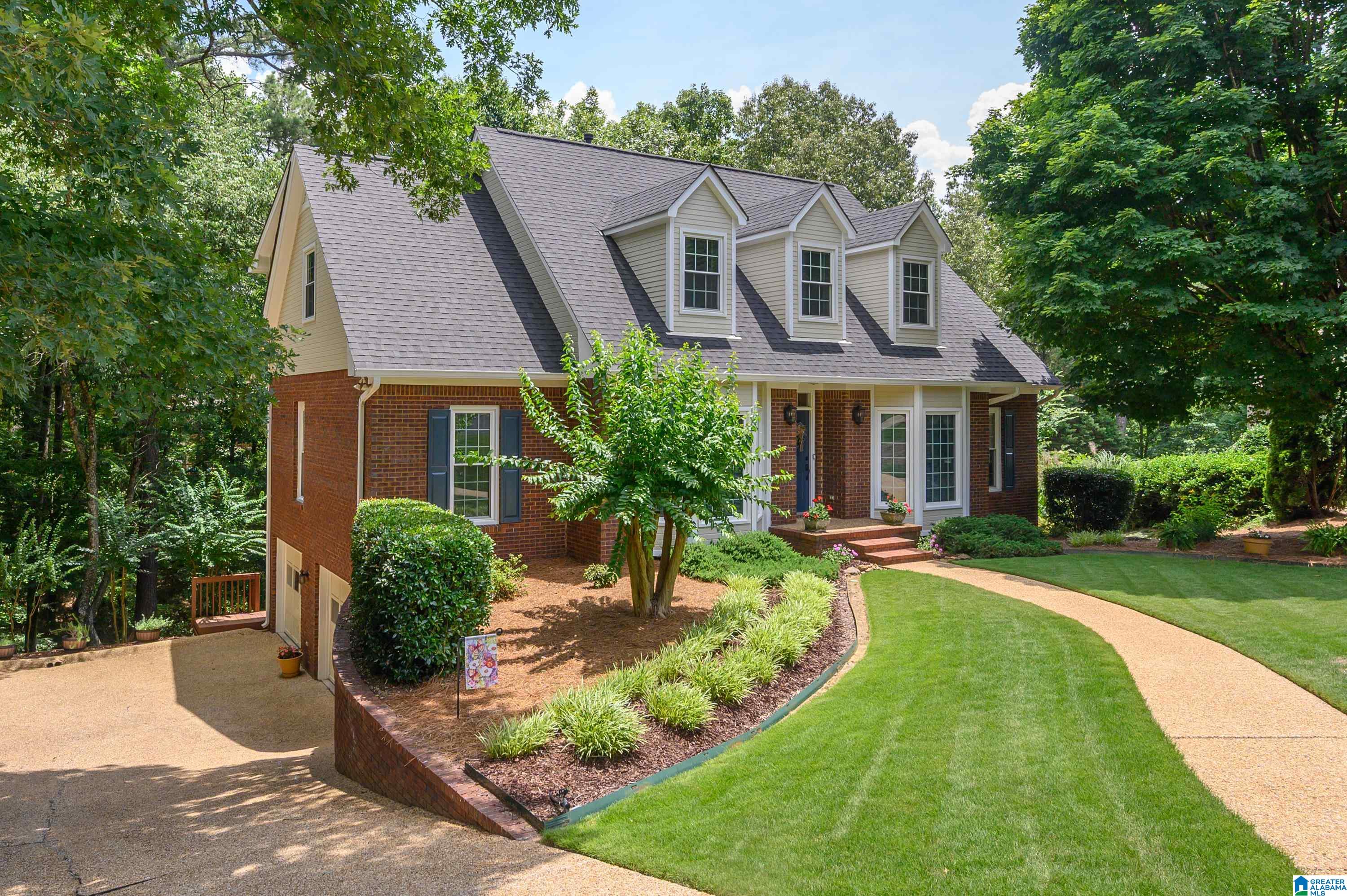 Photo 1 of 59 — 5258 OVERLAND TRACE, HOOVER, AL 35244