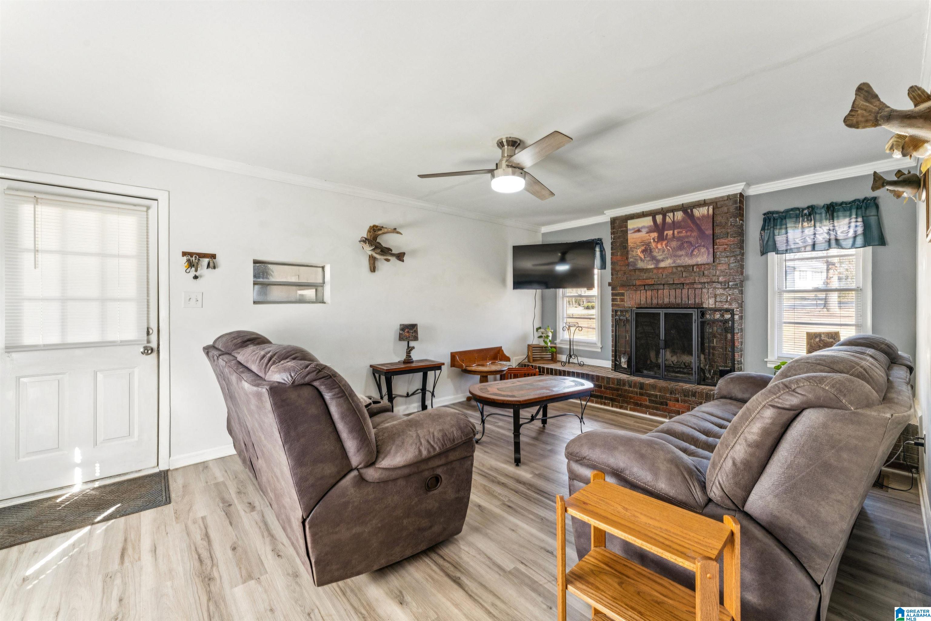 1220 SPARKS GAP ROAD