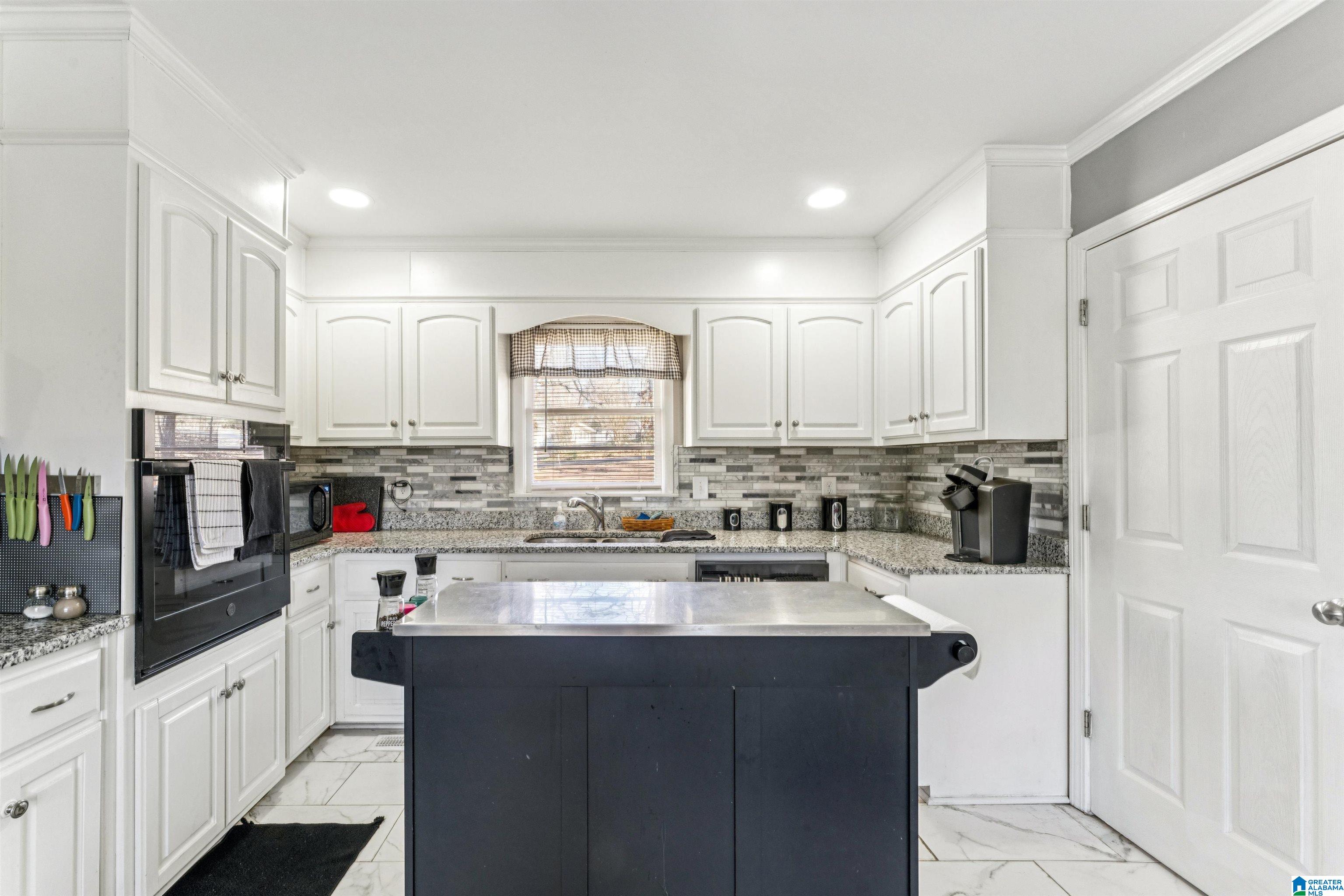 1220 SPARKS GAP ROAD