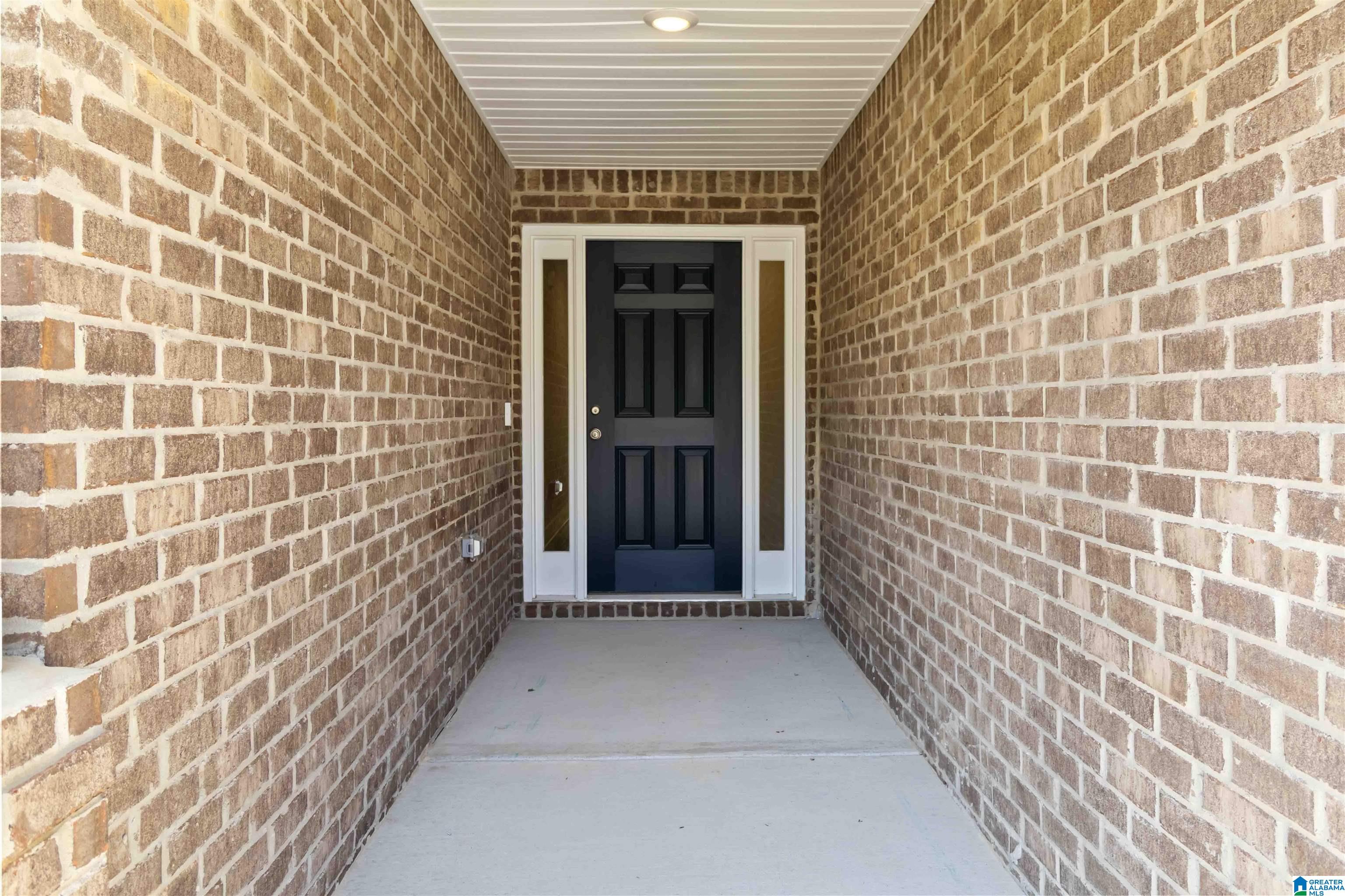 2111 TURQUOISE LANE