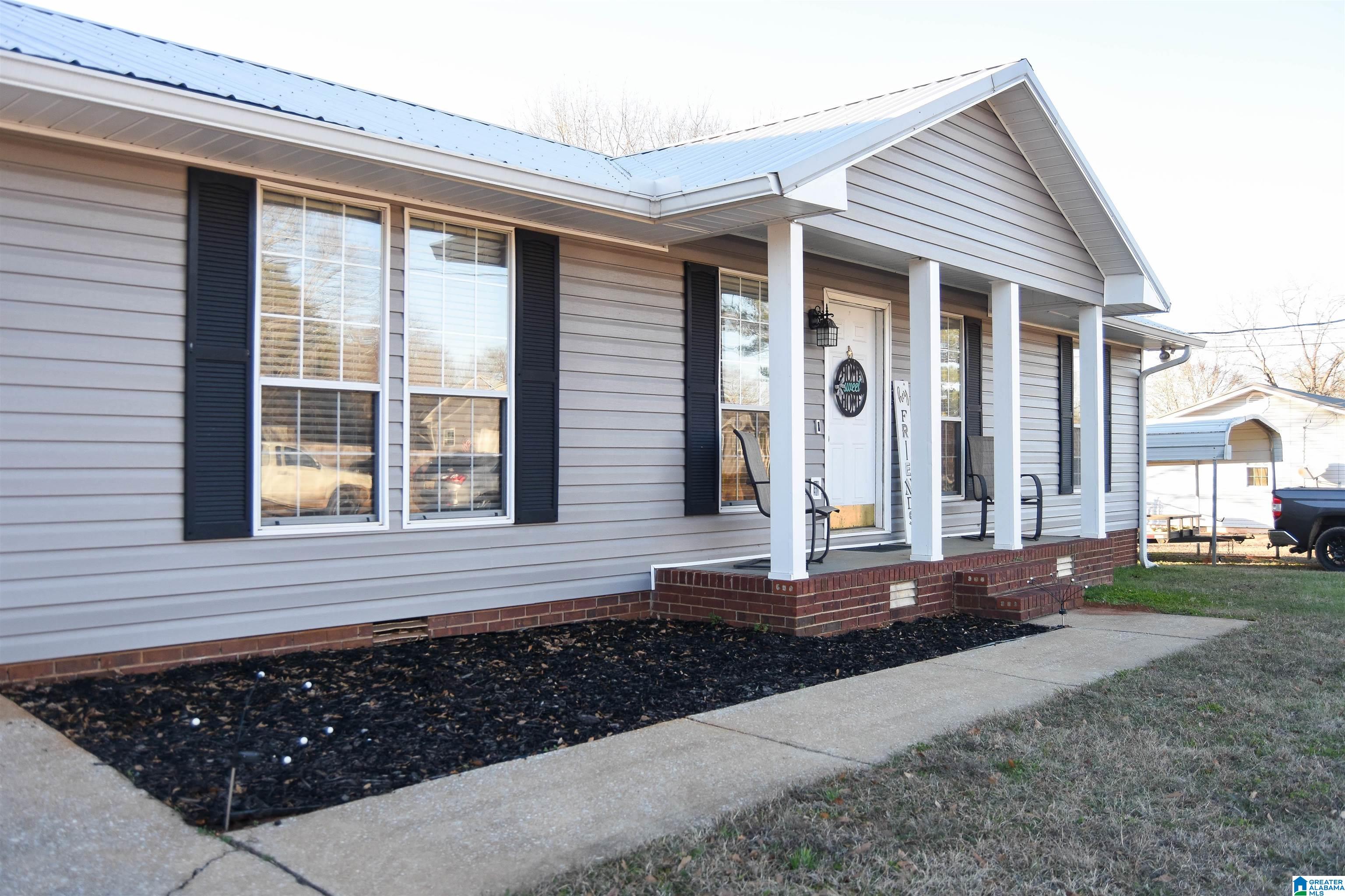 332 SLEEPY HOLLOW CIRCLE