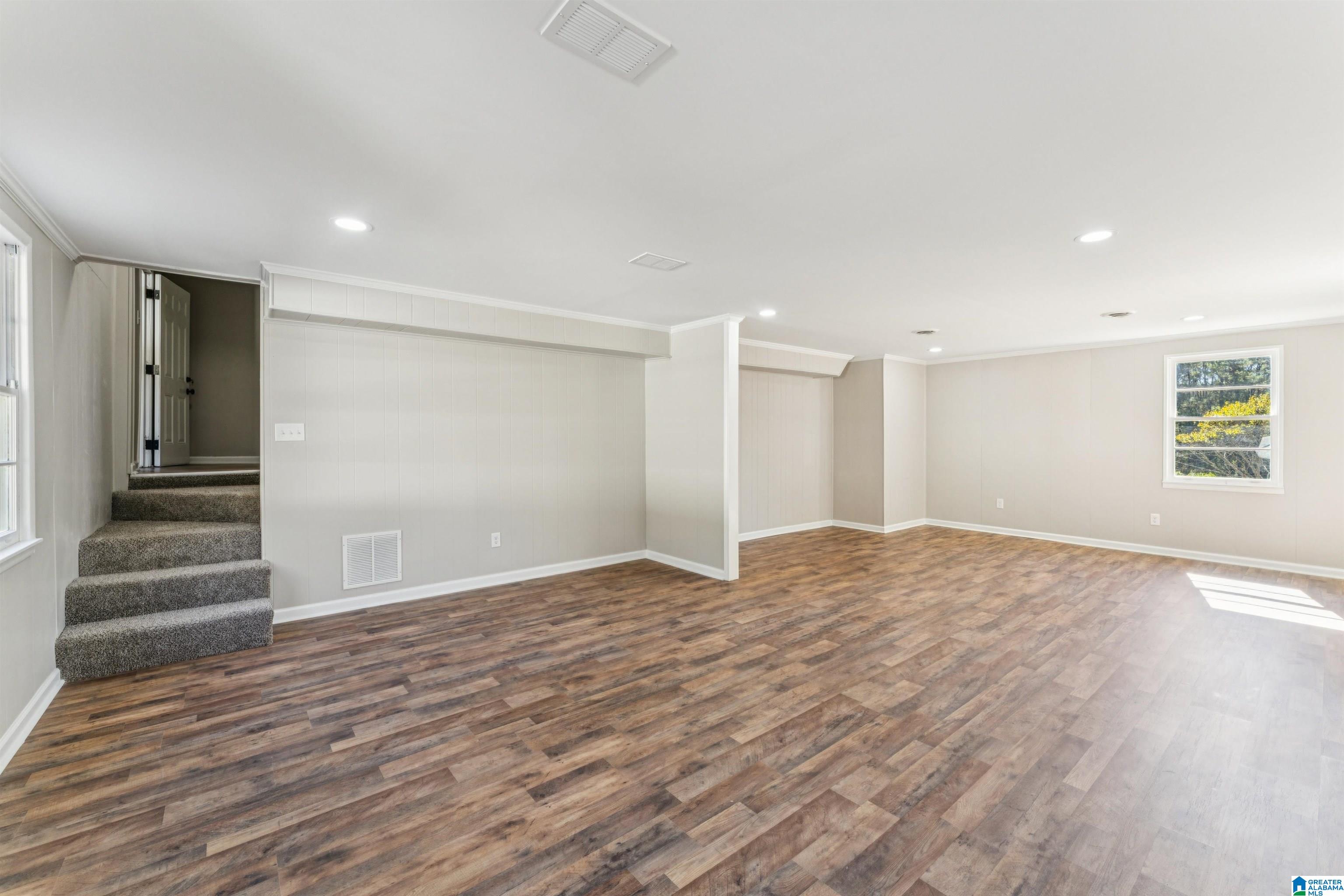 5427 REESE LANE