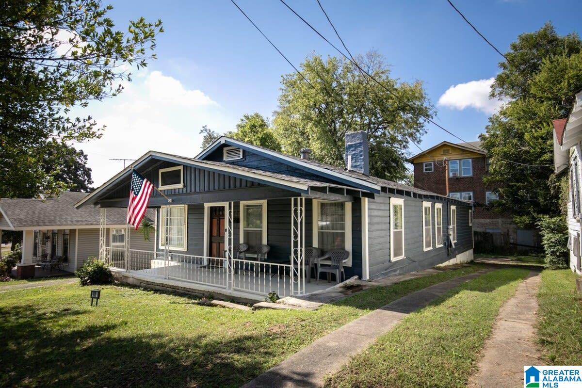812 4TH STREET W