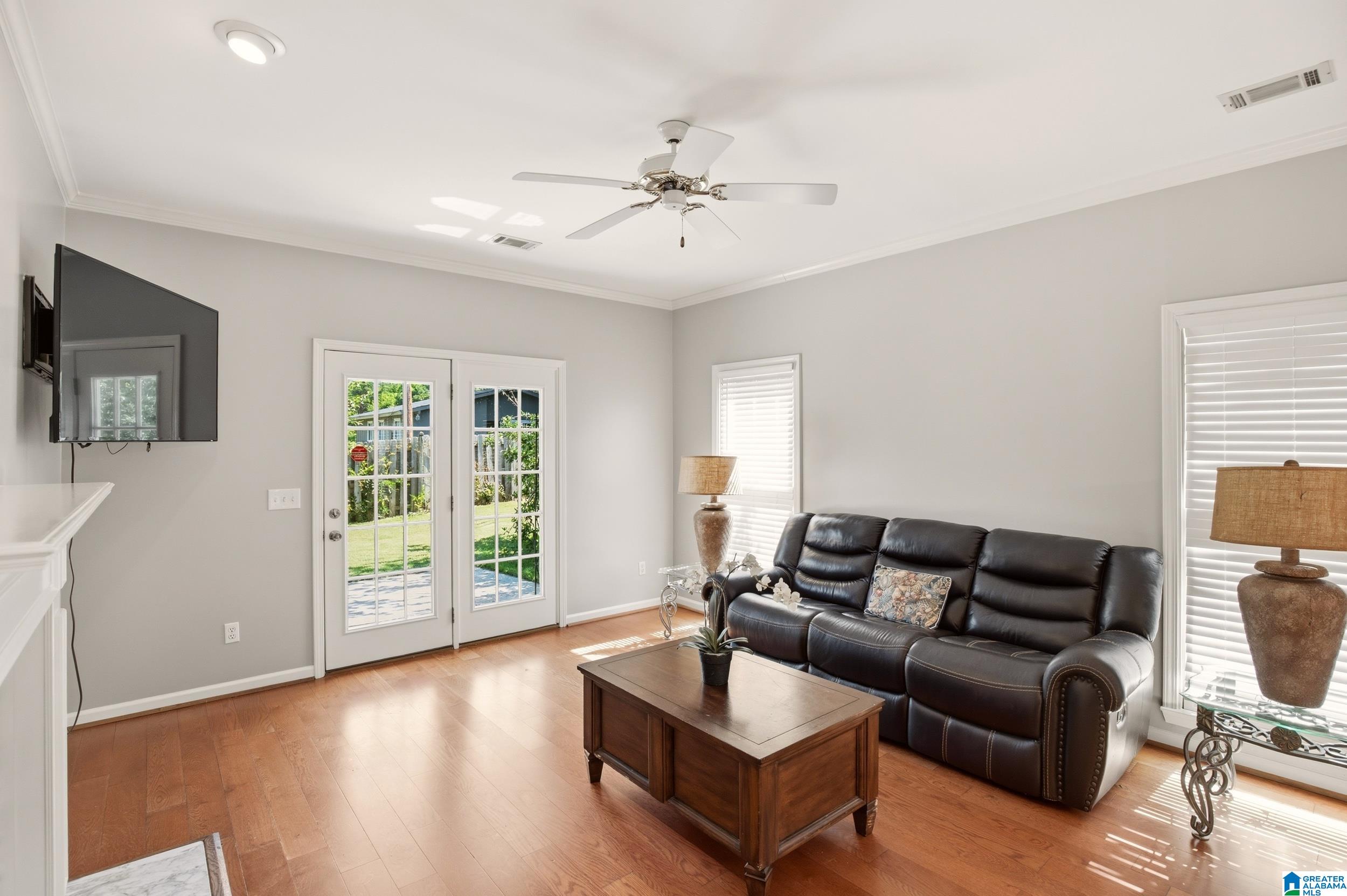 1529 PARKSIDE COURT