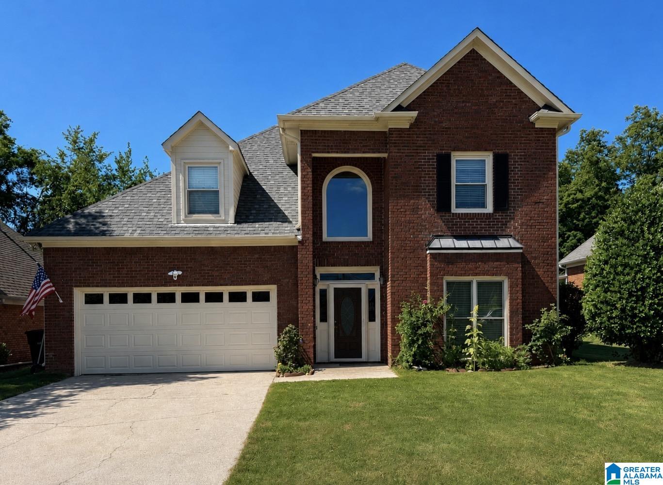 Photo 1 of 27 — 1529 PARKSIDE COURT, HOMEWOOD, AL 35209