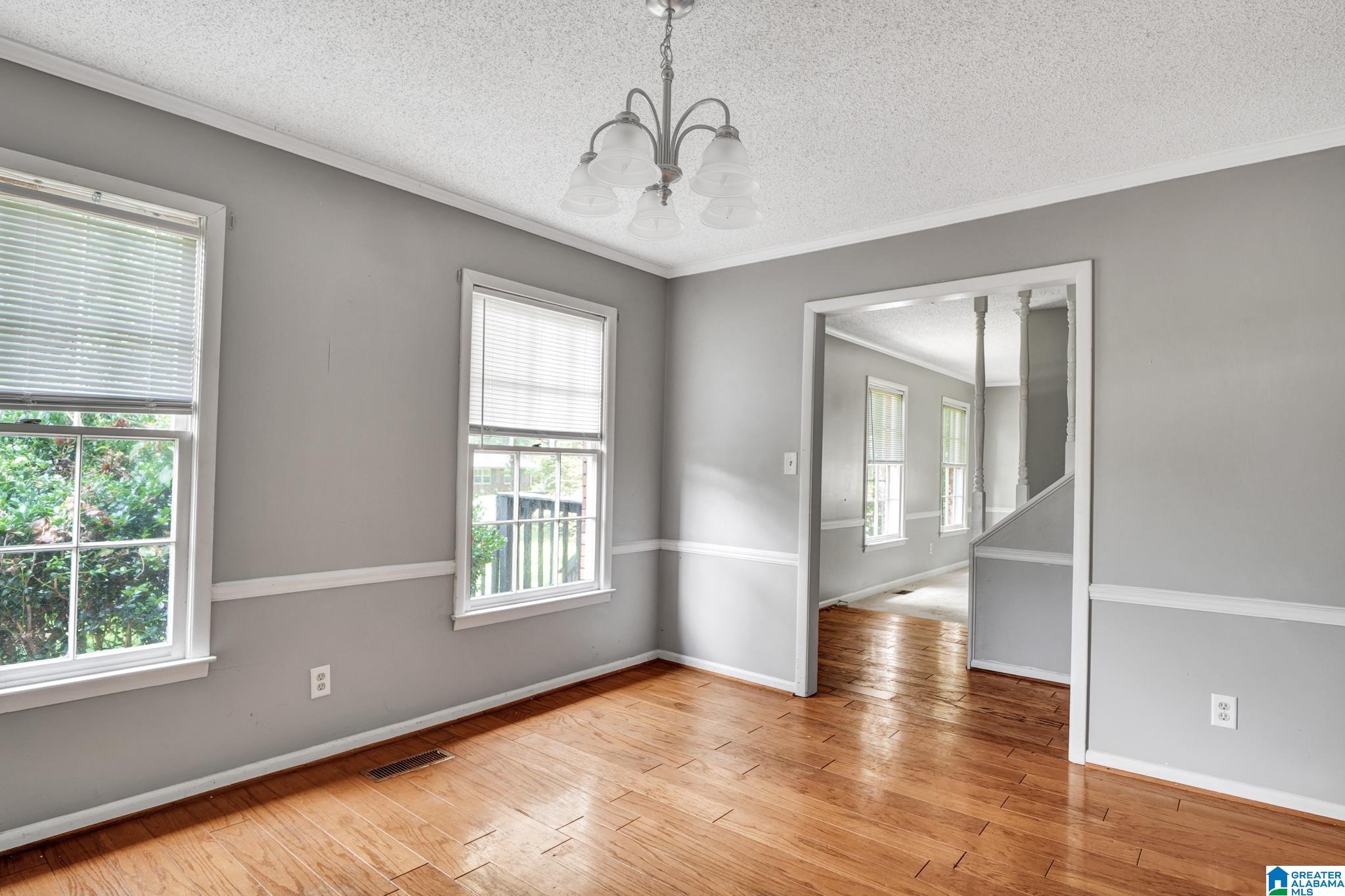 919 CREEK TRAIL
