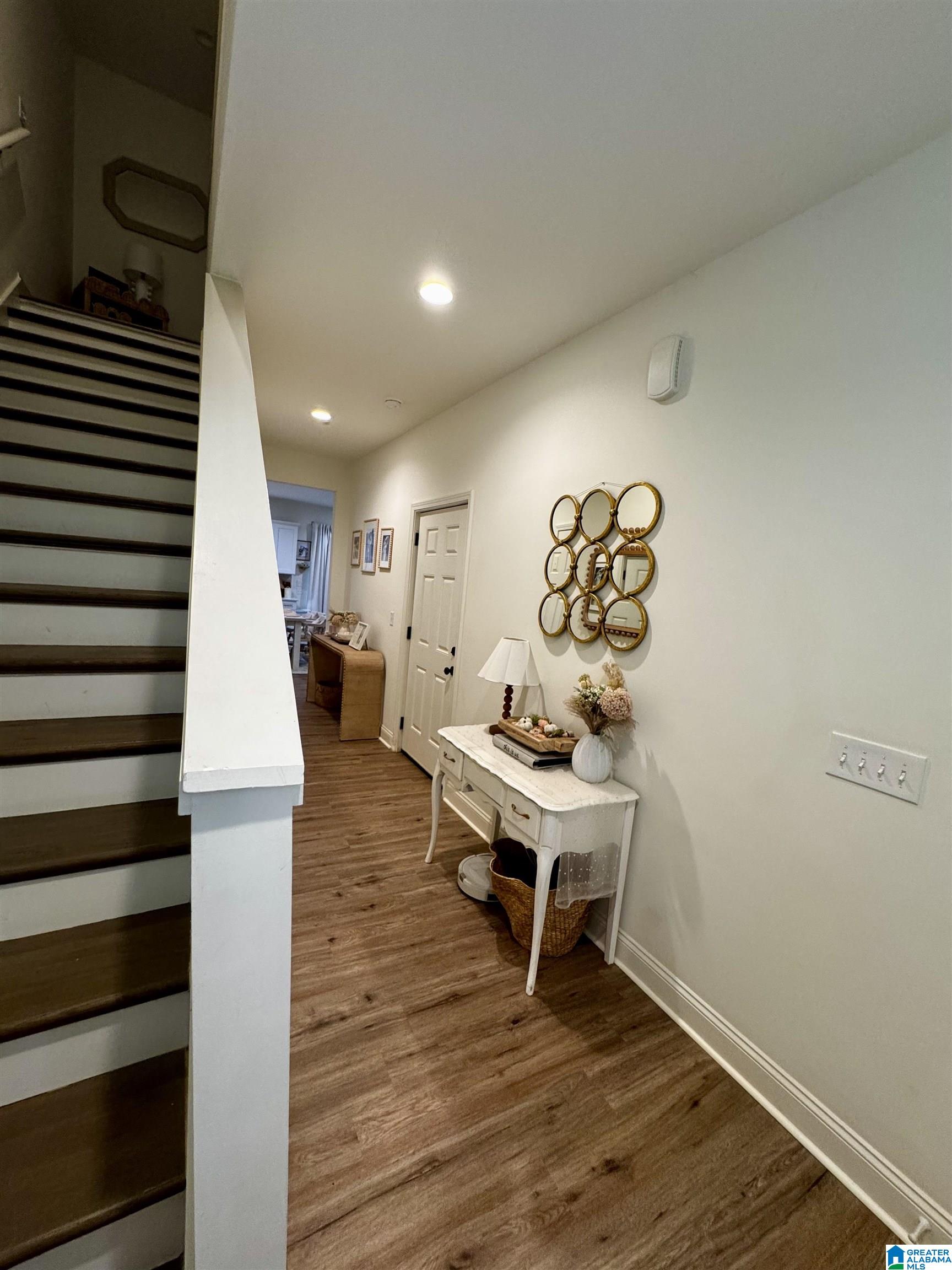 823 KENT DRIVE