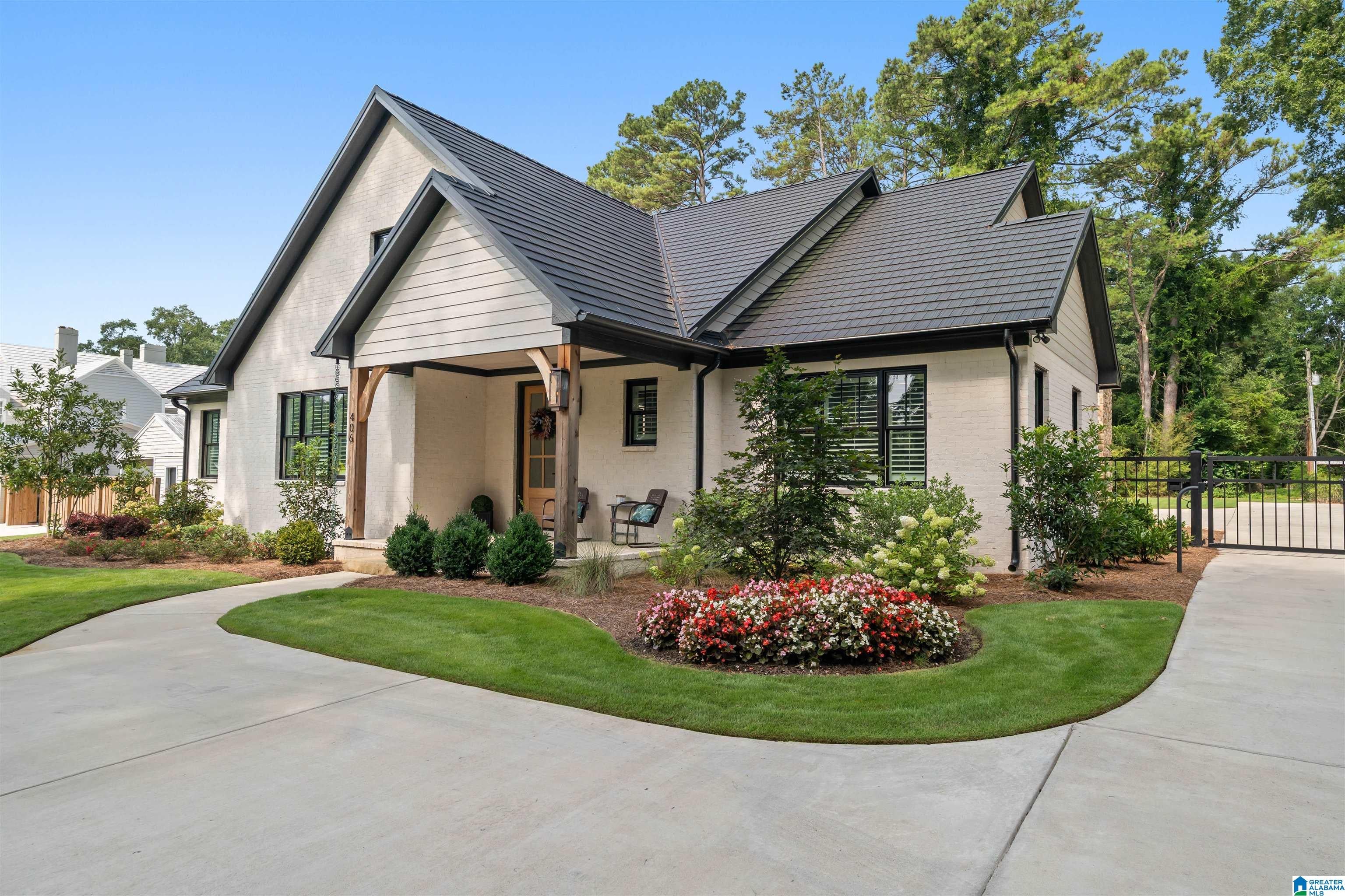 406 N CHALKVILLE ROAD