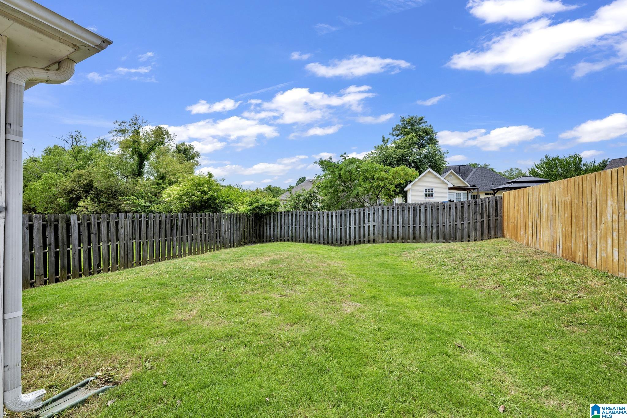173 FLAGSTONE LANE