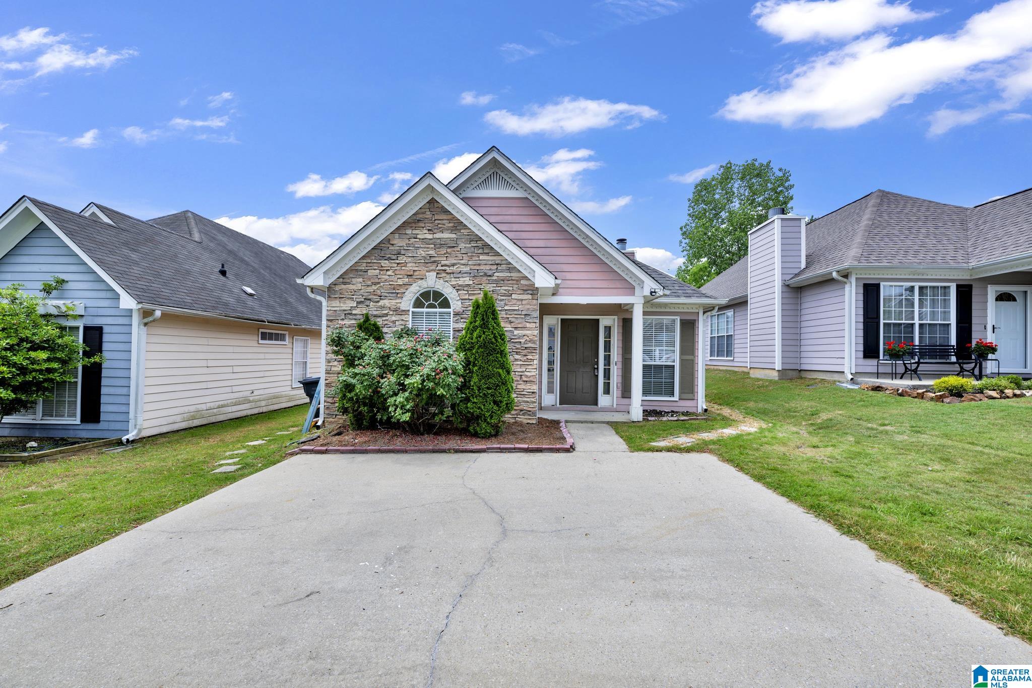 173 FLAGSTONE LANE