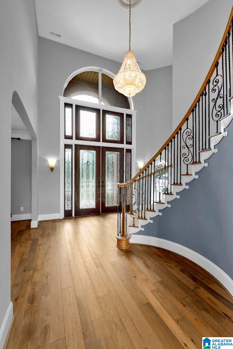 205 WOODBRIDGE TRAIL