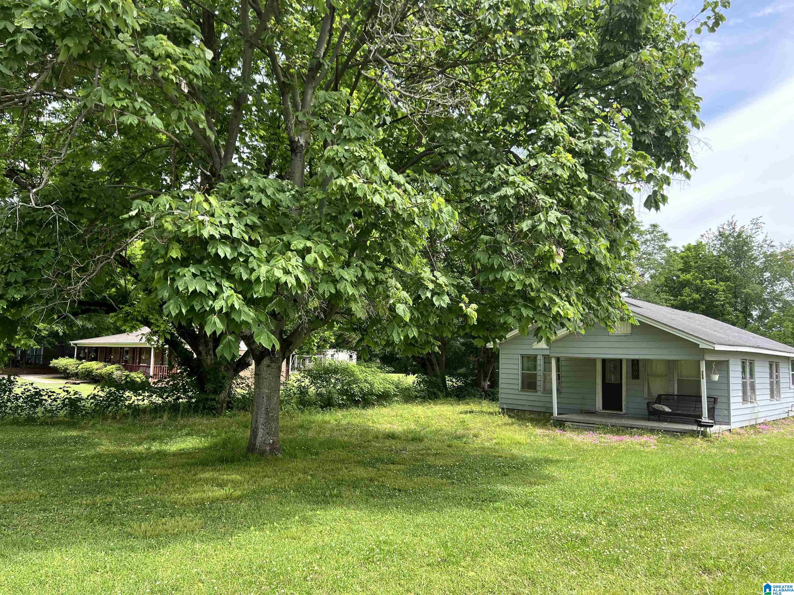 700 SADLER AVENUE