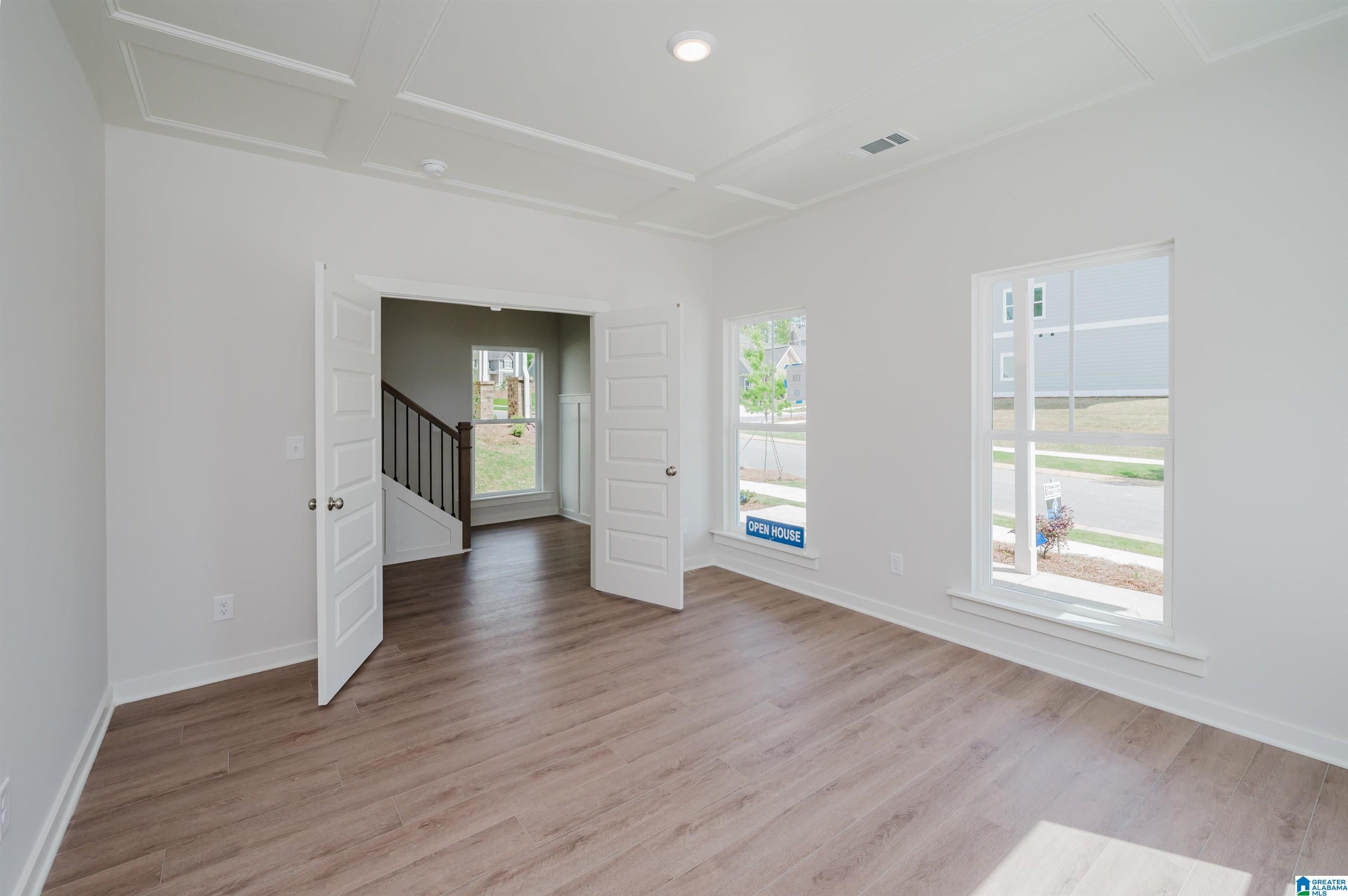 252 RIDGE BOULEVARD
