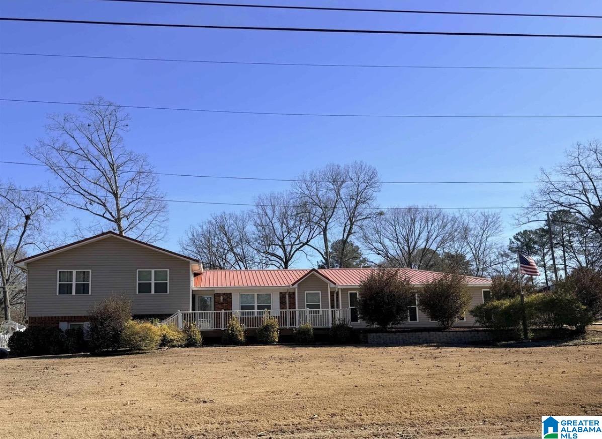 Photo 1 of 26 — 2029 VIRGINIA LANE, HUEYTOWN, AL 35023