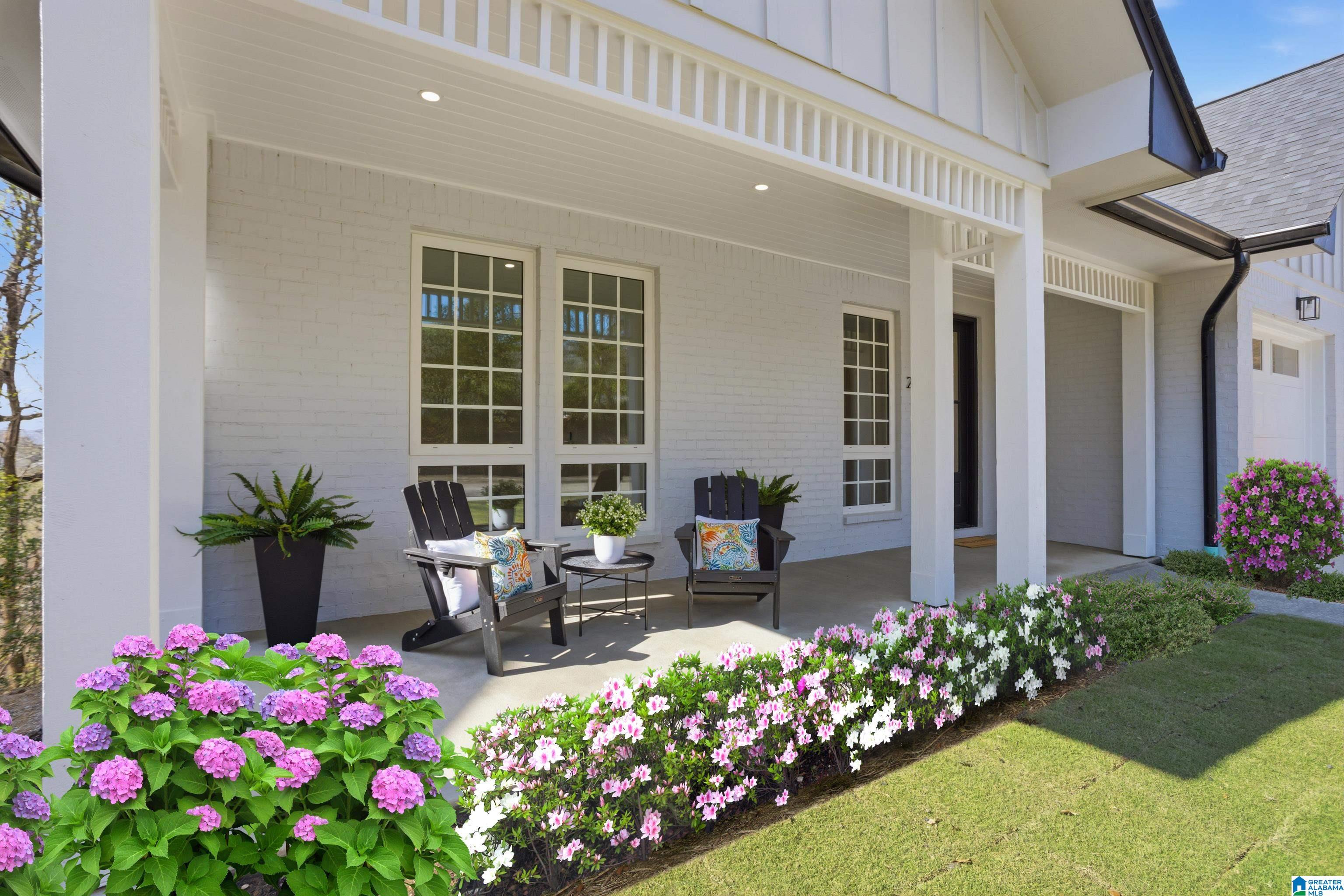 2325 HUNTINGTON RIDGE ROAD