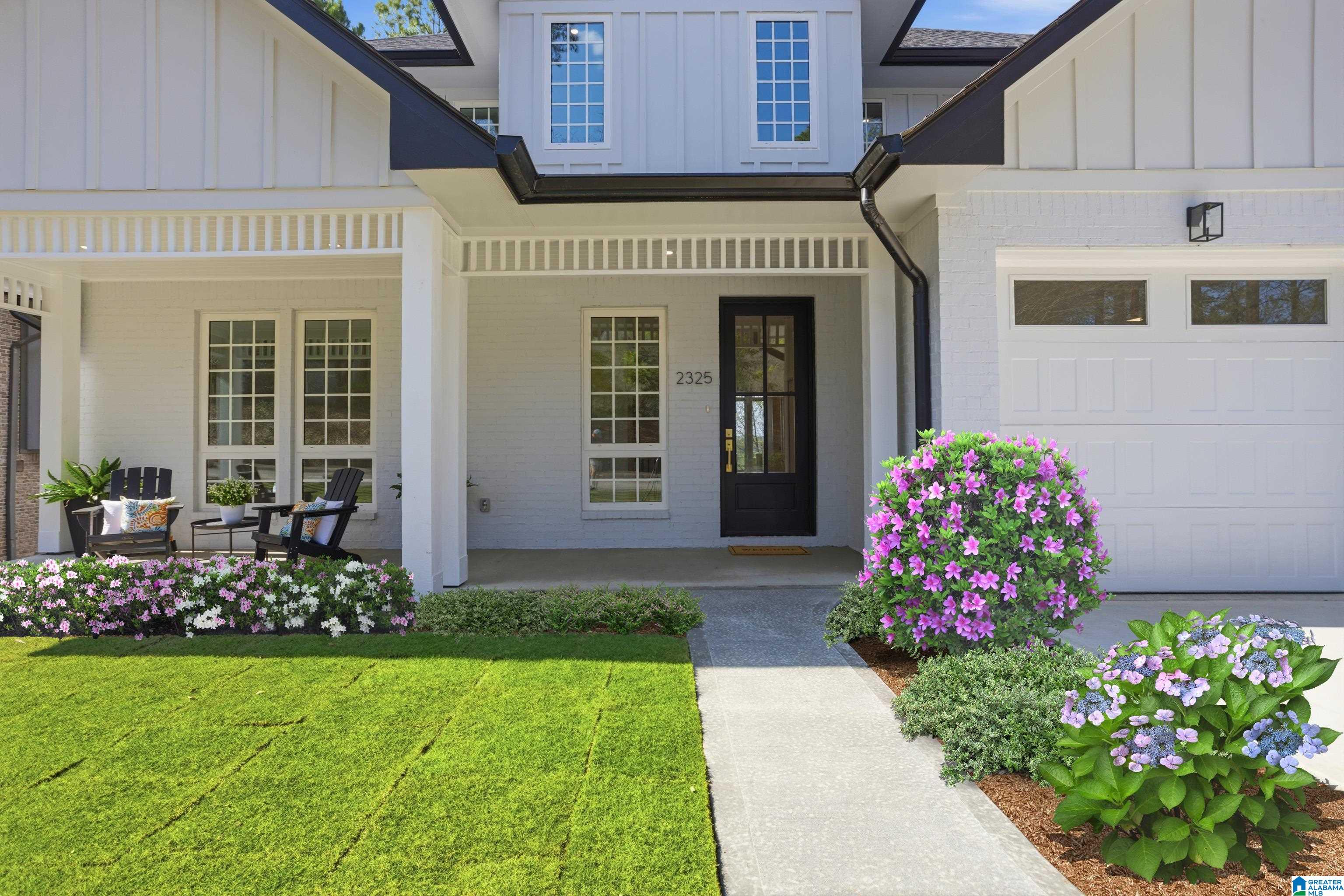 2325 HUNTINGTON RIDGE ROAD