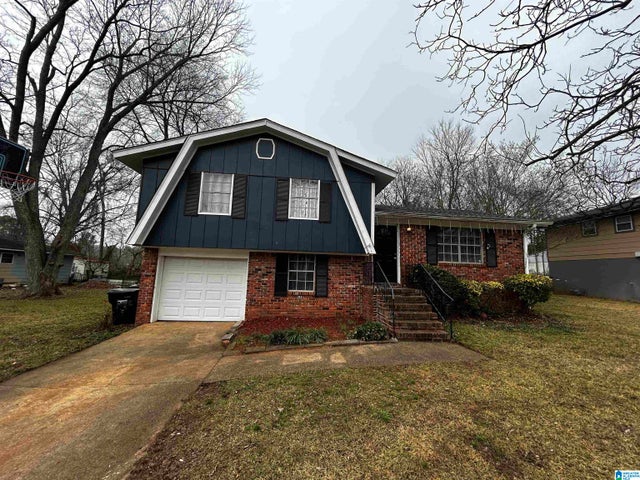 2108 MERRY DRIVE NE