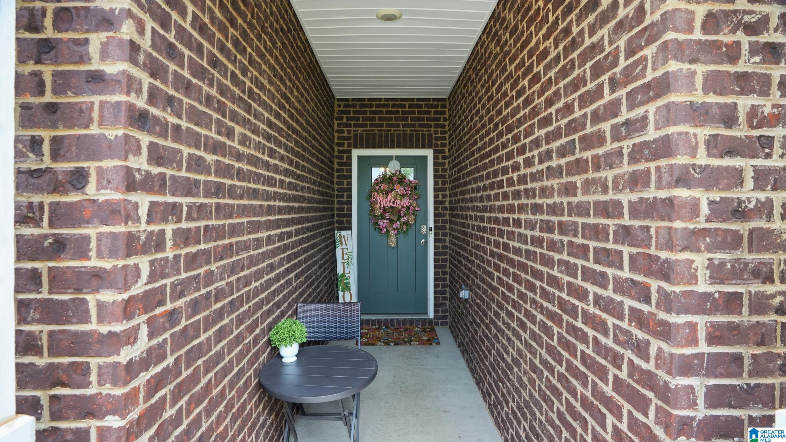 4478 NEWBRIDGE LANE