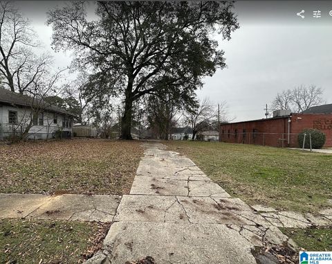 2111 34TH AVENUE N 2111 BIRMINGHAM AL 35207