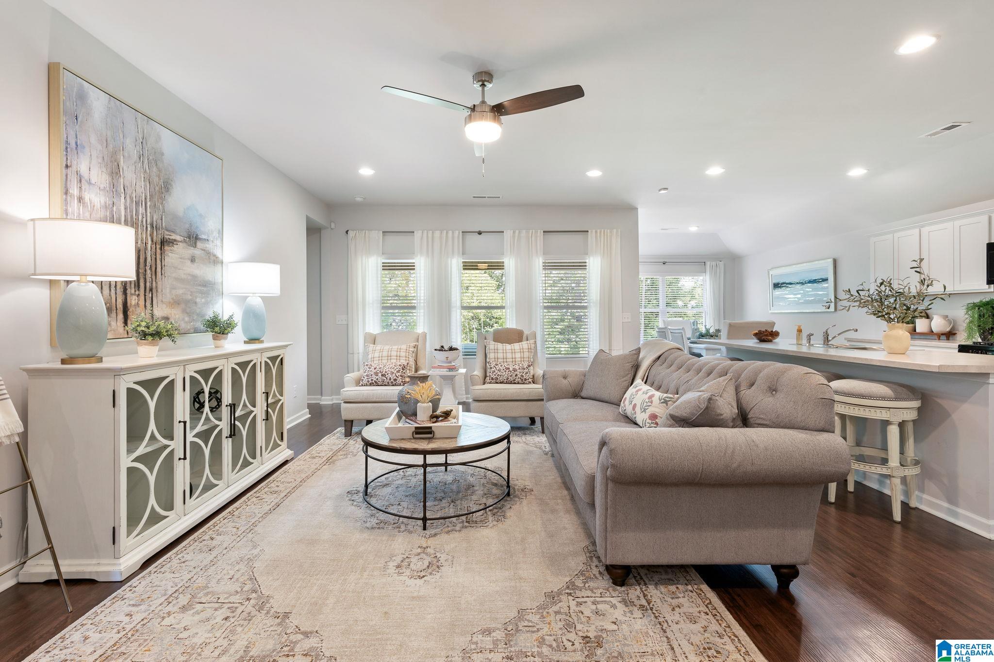 701 CAMDEN LOOP