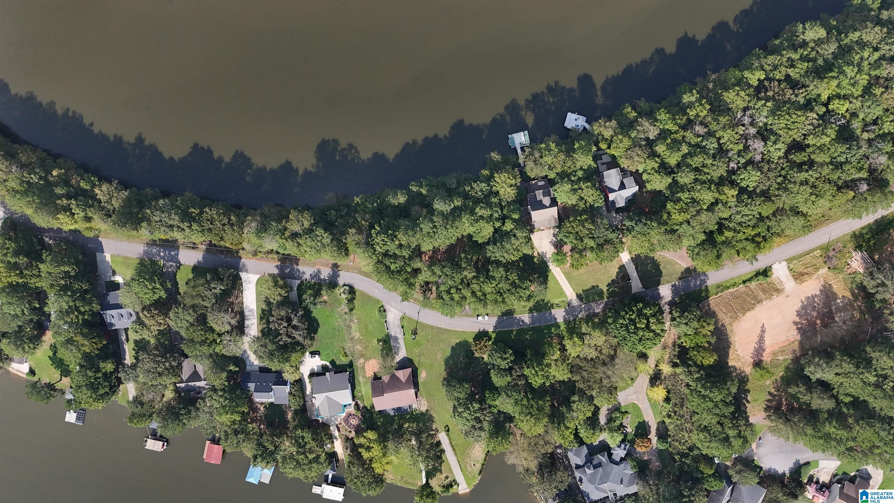 PENINSULA DRIVE 17