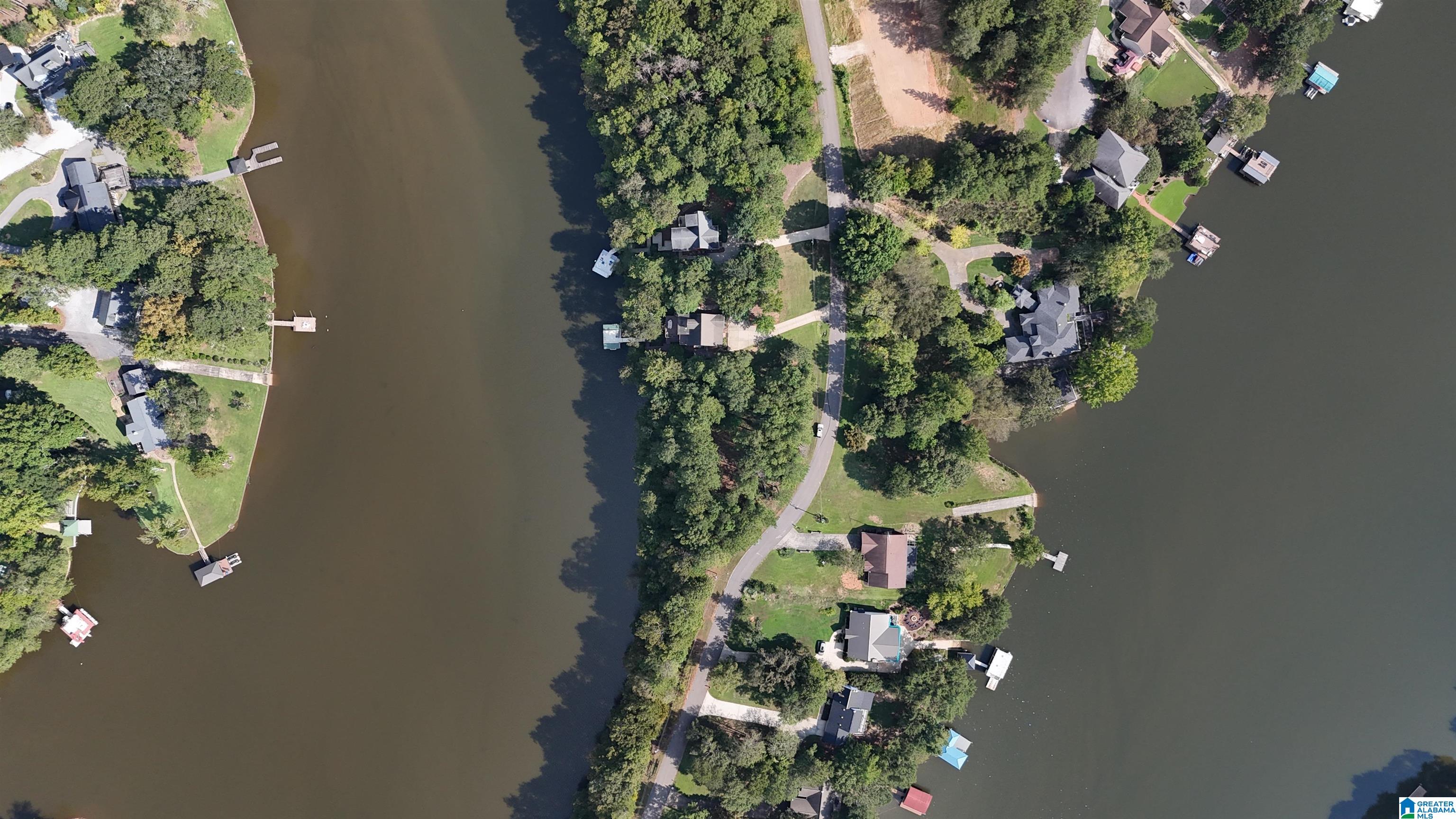PENINSULA DRIVE 17