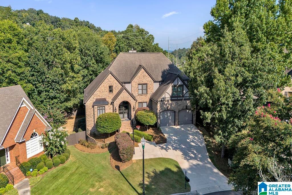 300 E STONE BROOK PLACE