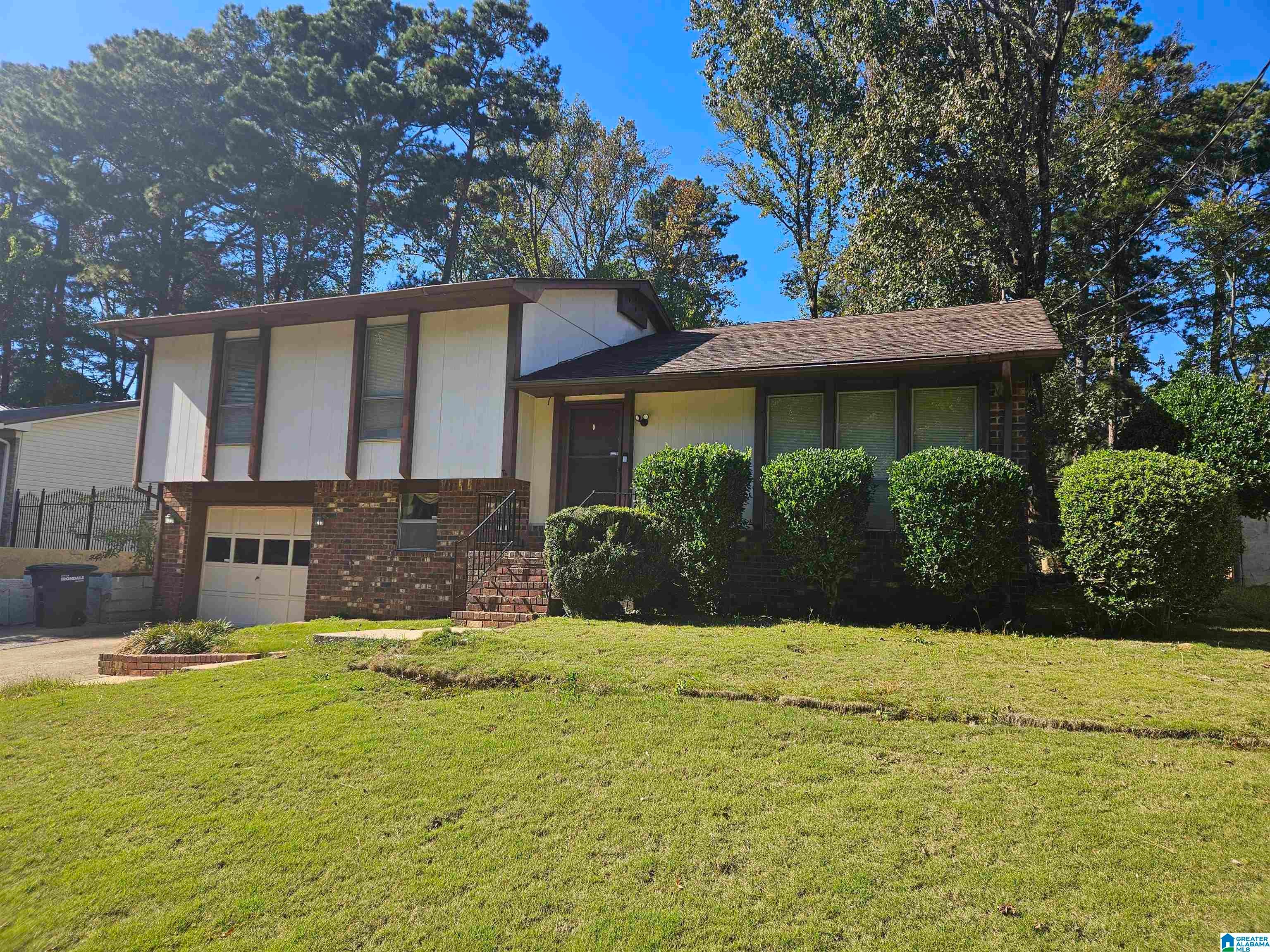5262 PARAMONT DRIVE