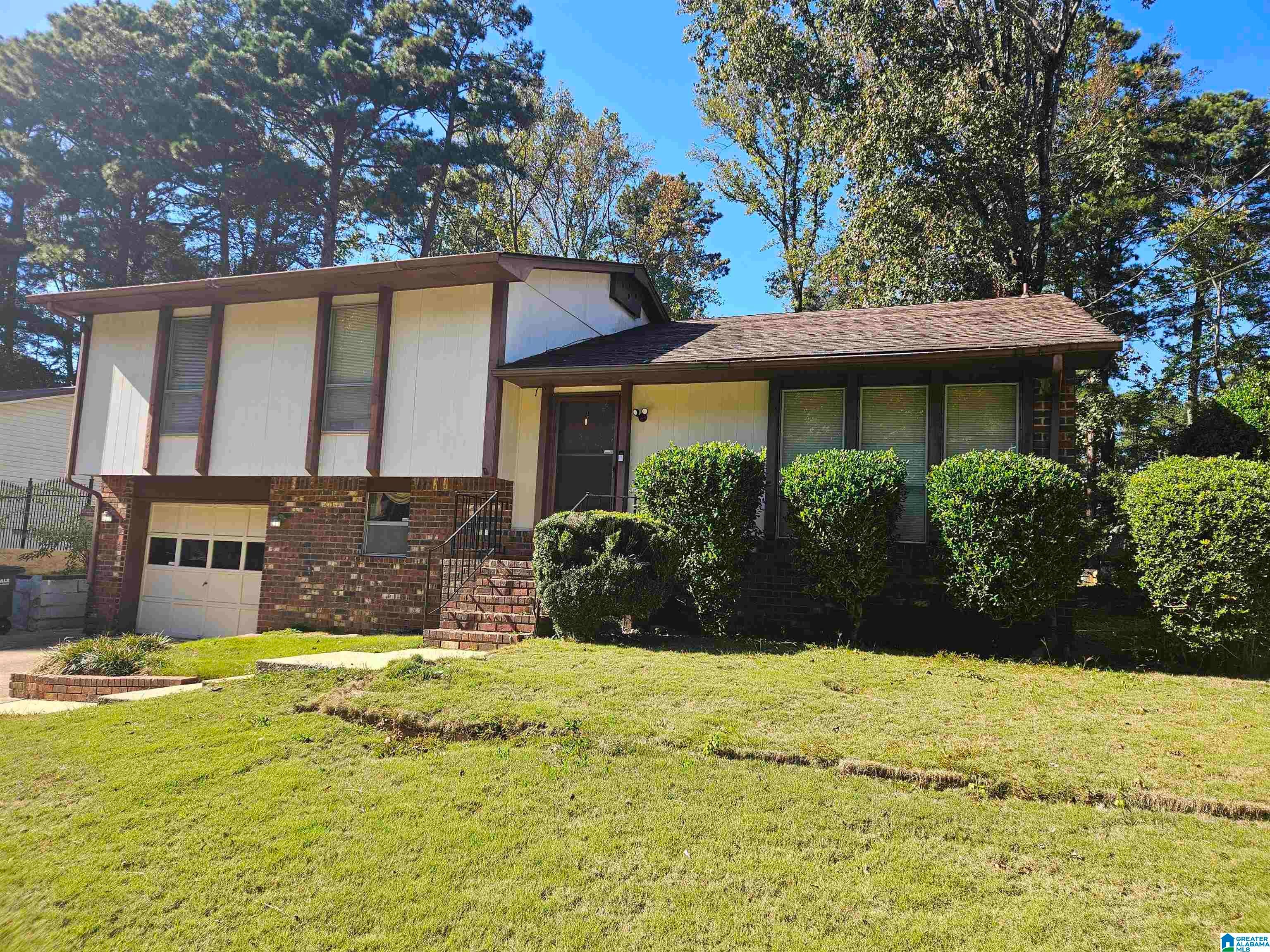 5262 PARAMONT DRIVE