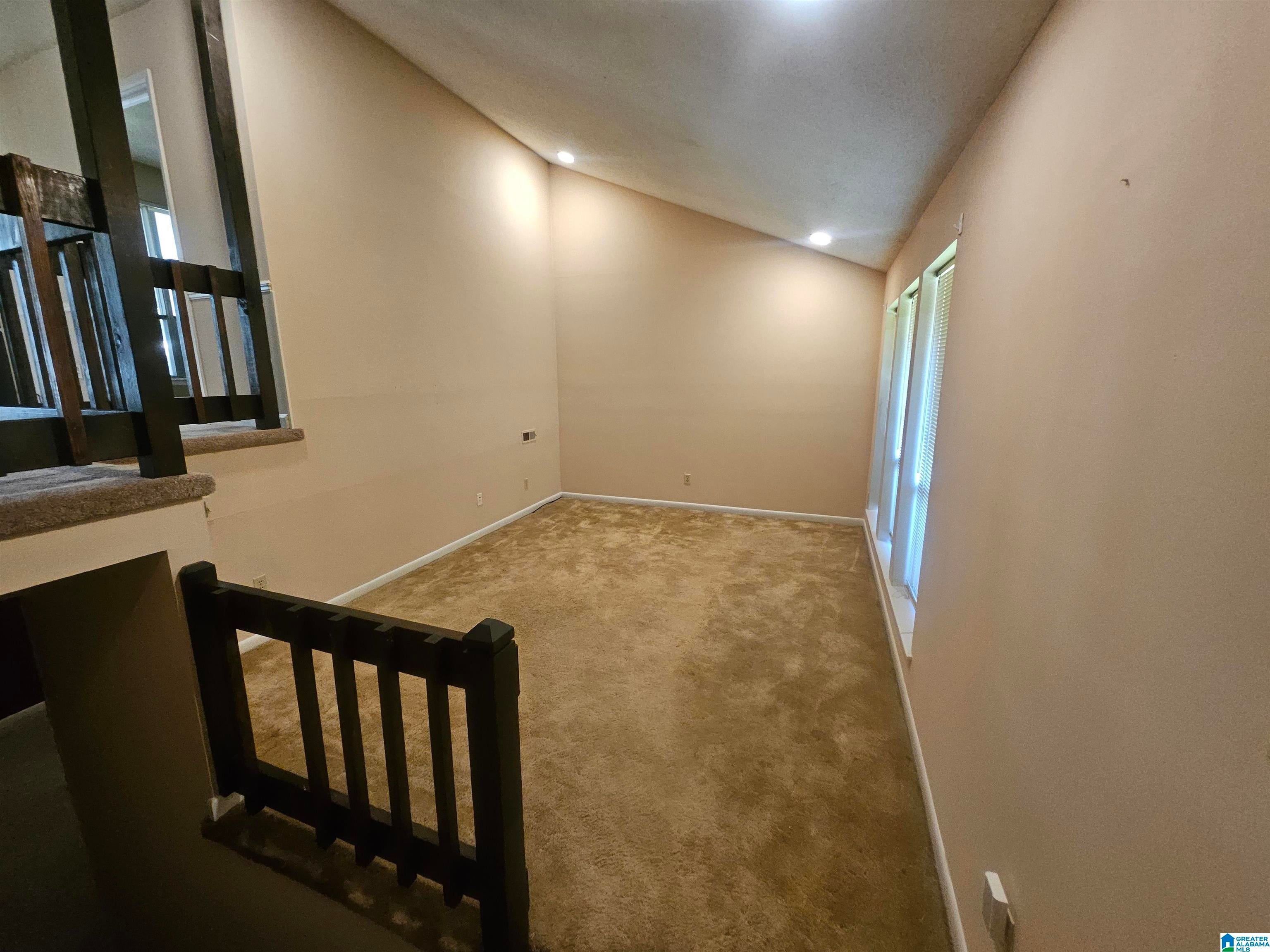 5262 PARAMONT DRIVE