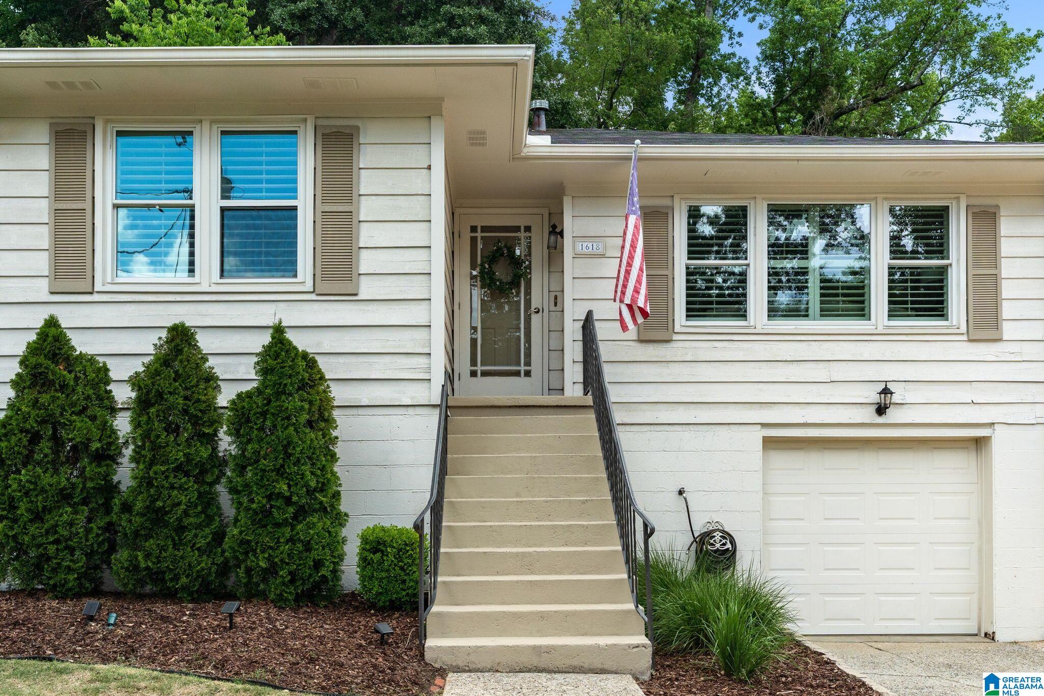 1618 WOODFERN DRIVE