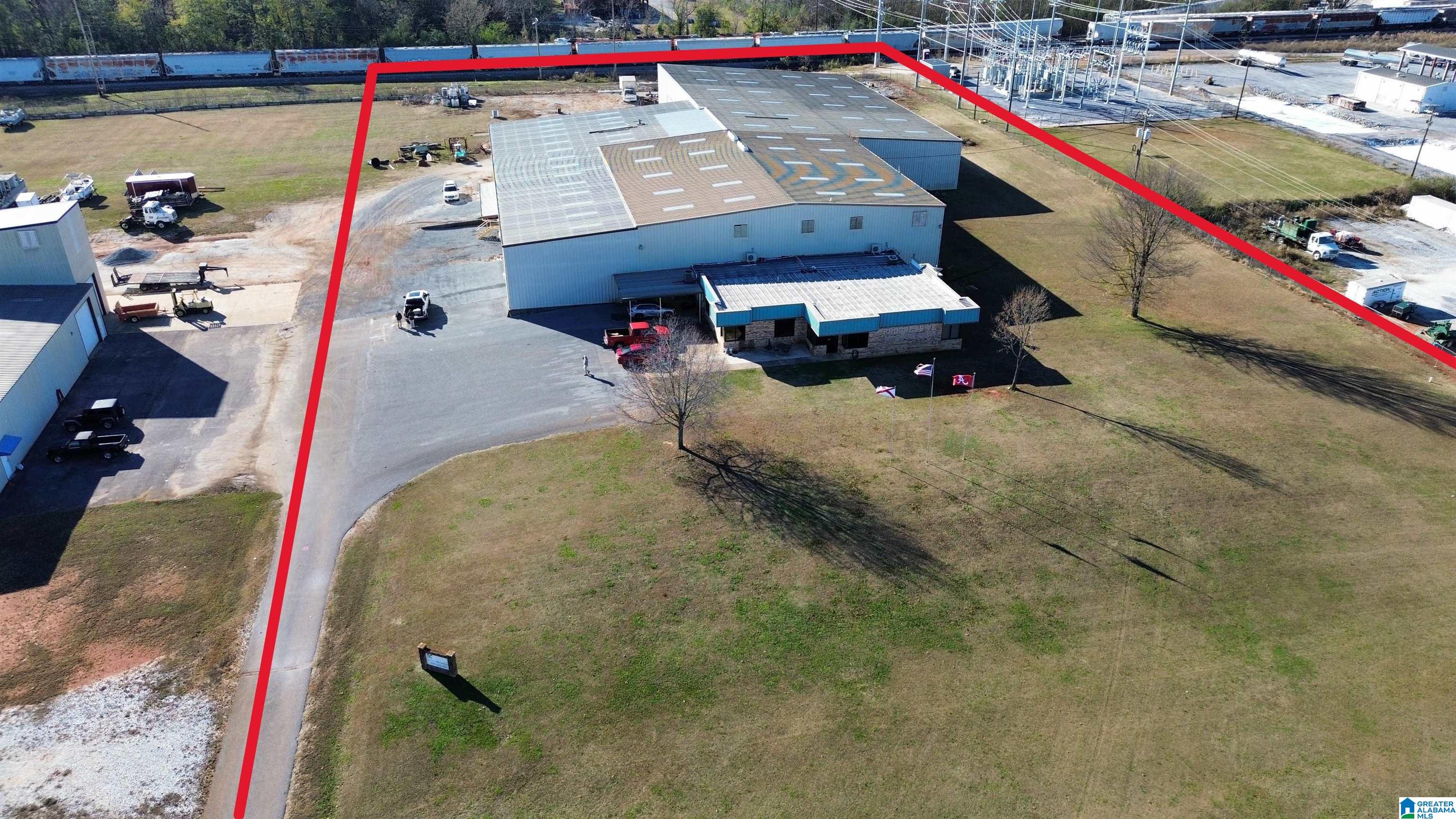 Photo 1 of 52 — 485 GENE STEWART BOULEVARD, SYLACAUGA, AL 35151