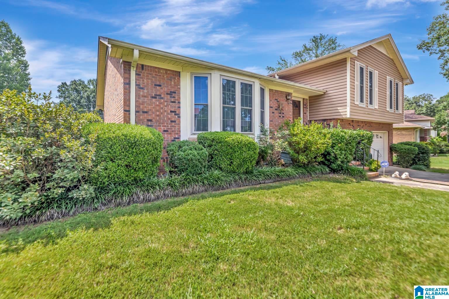 614 GREENBRIAR ROAD