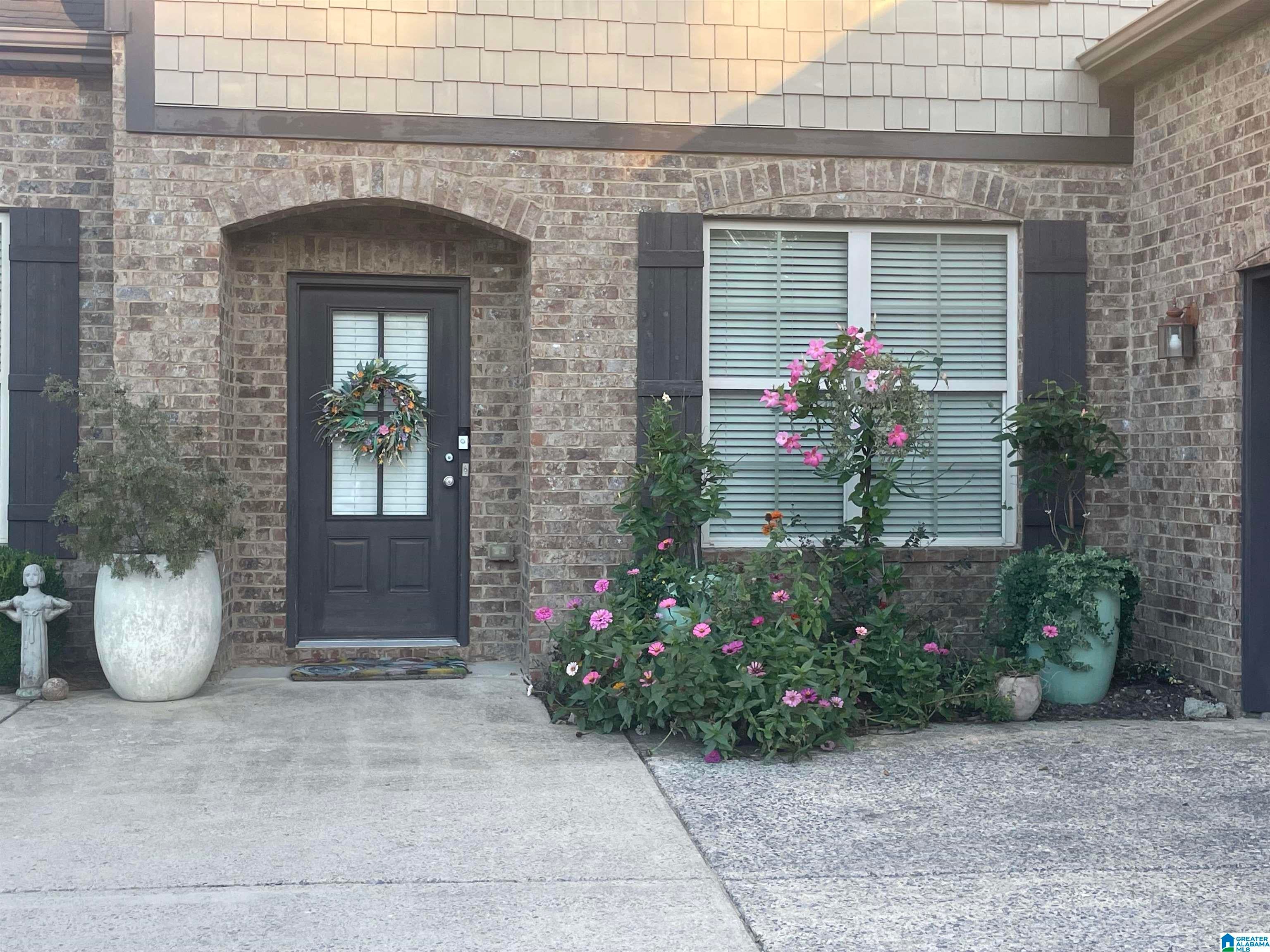 1436 BRISTOL MANOR