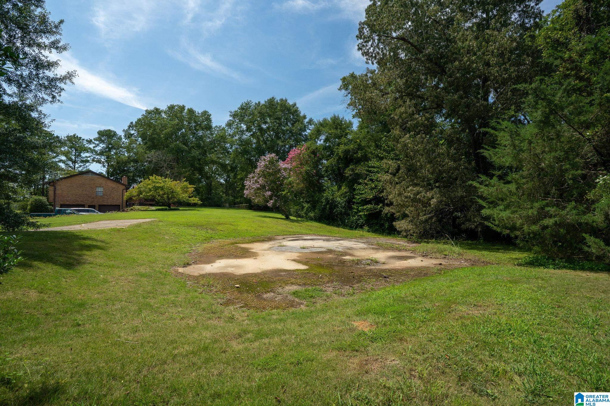 521 13TH STREET SW 521