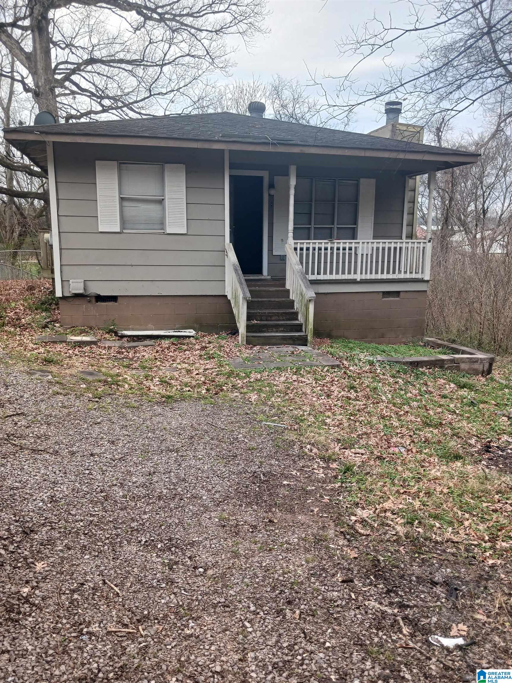 Photo 1 of 13 — 3232 MAGNOLIA AVENUE, TARRANT, AL 35217
