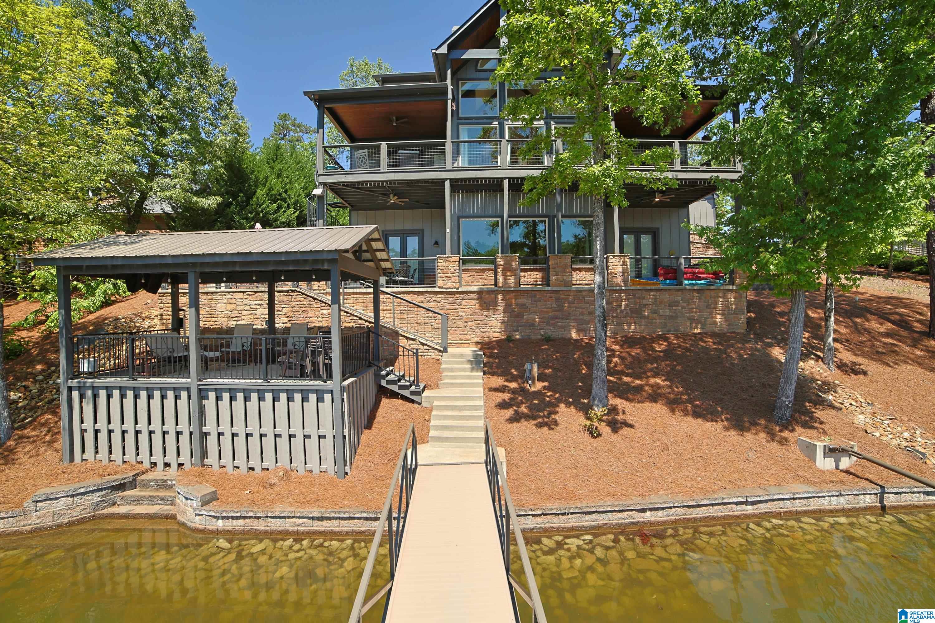 107 SUNSET RIDGE