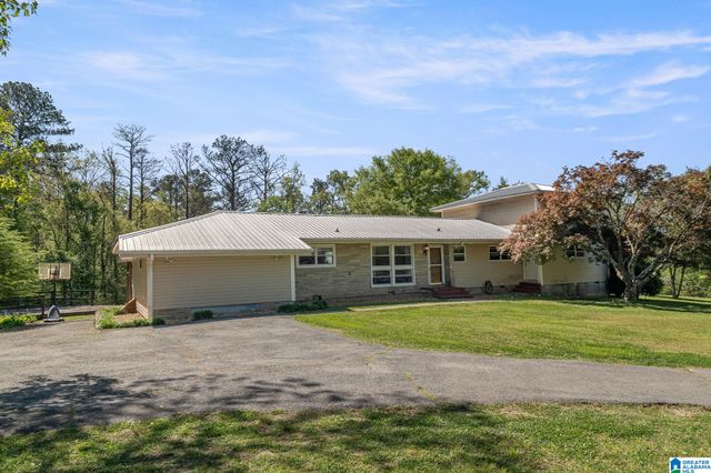 207 CRESCENT CIRCLE
