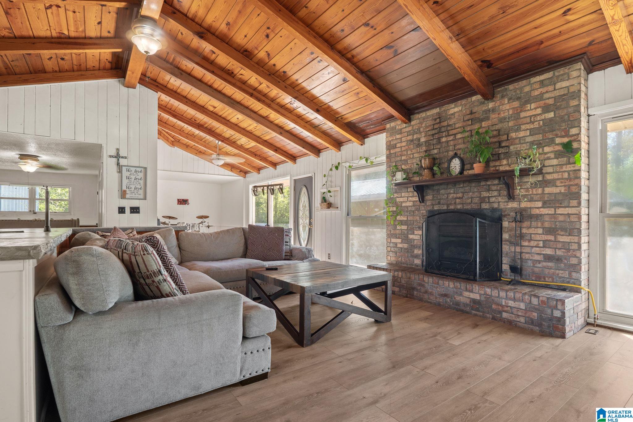 207 CRESCENT CIRCLE