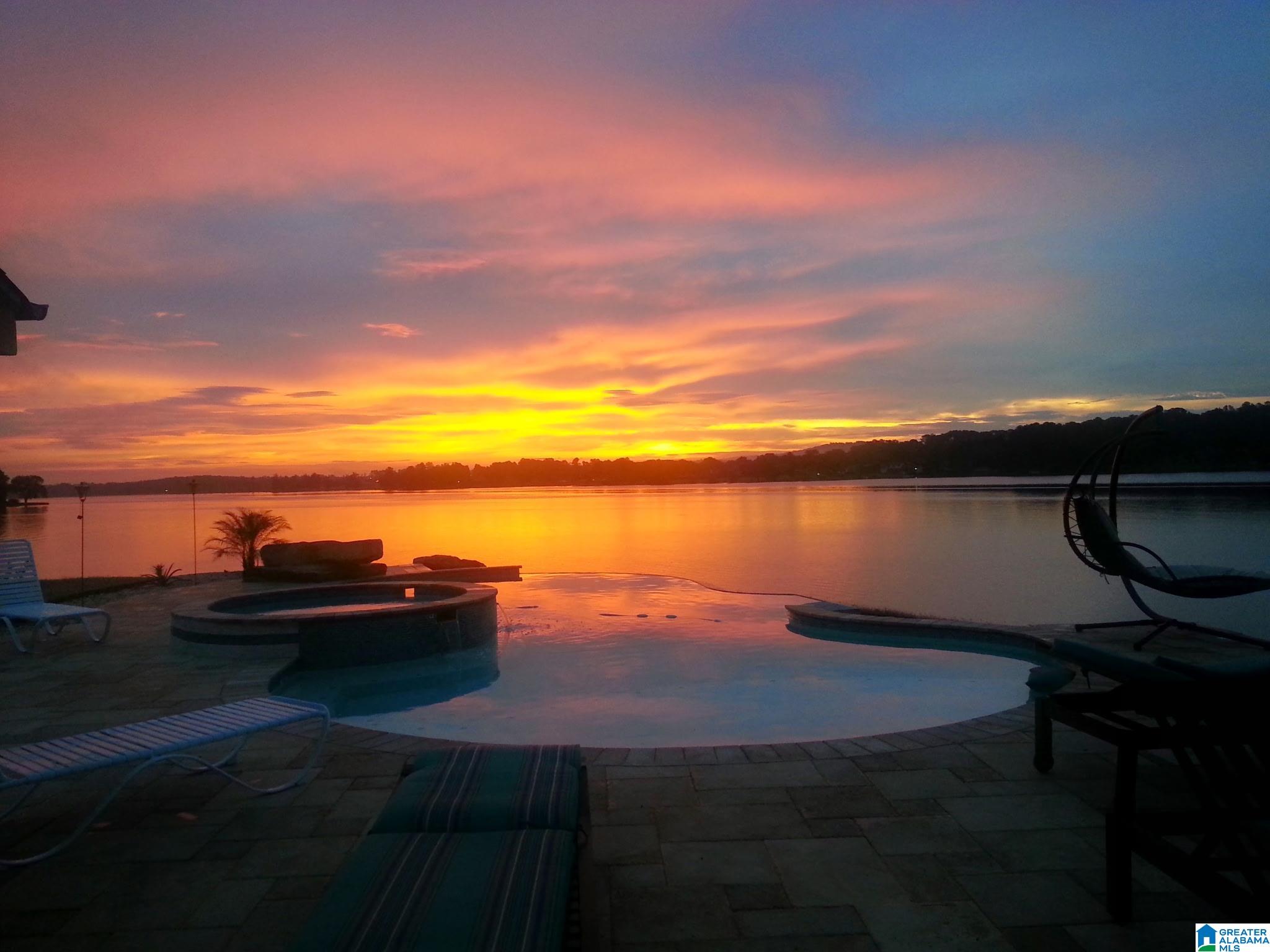 243 ROCK INN POINT