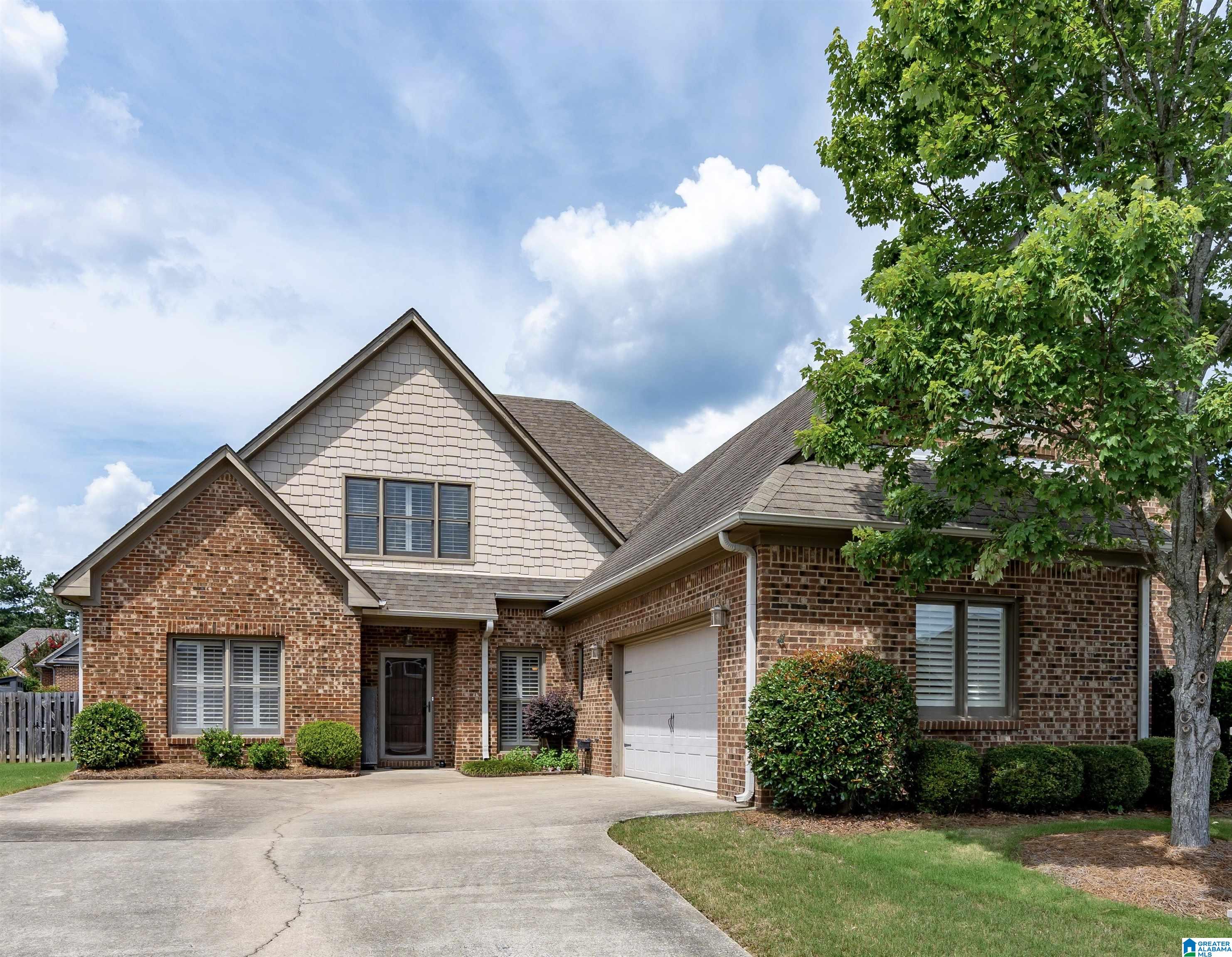 Photo 1 of 58 — 5310 CREEKSIDE PLACE, HOOVER, AL 35244
