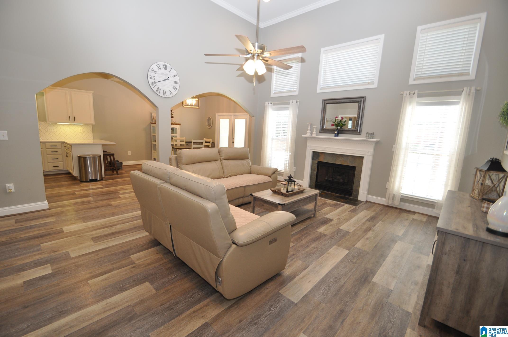 220 CAMDEN COVE PARKWAY