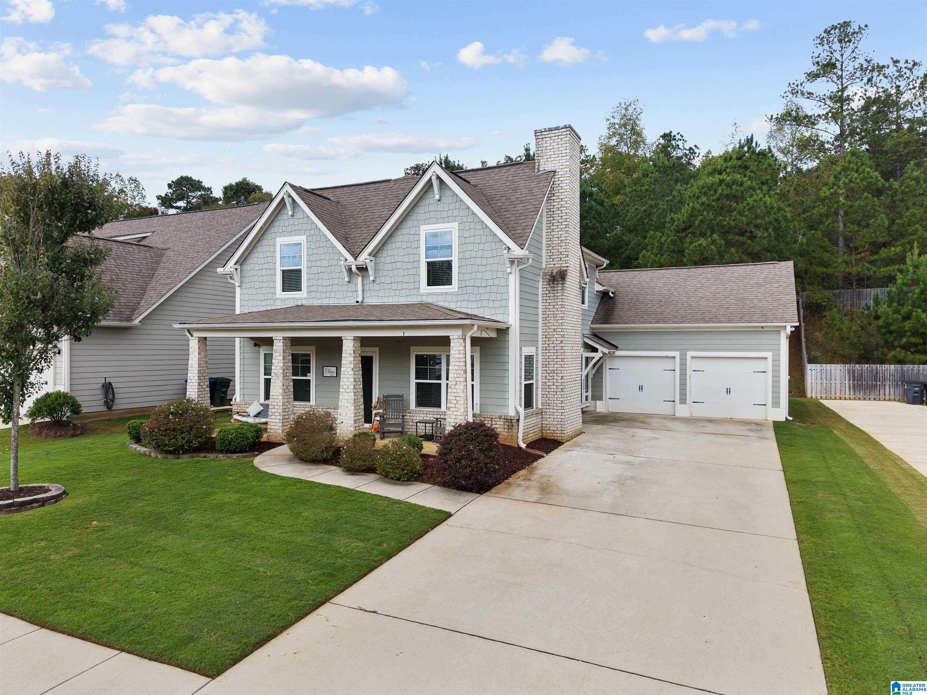 160 LAKERIDGE DRIVE